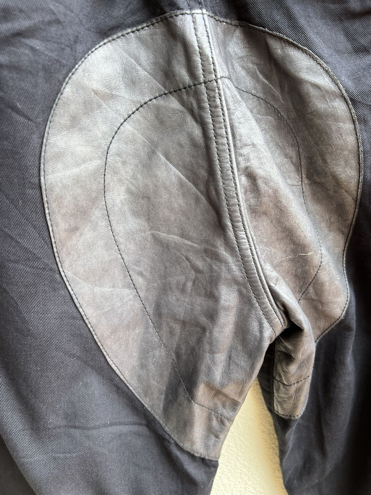 02DERIV. × Alfredo Bannister Alfredo Bannister X 02Deriv Hybrid Leather Cargo Trouser Size US 33 - 17 Thumbnail
