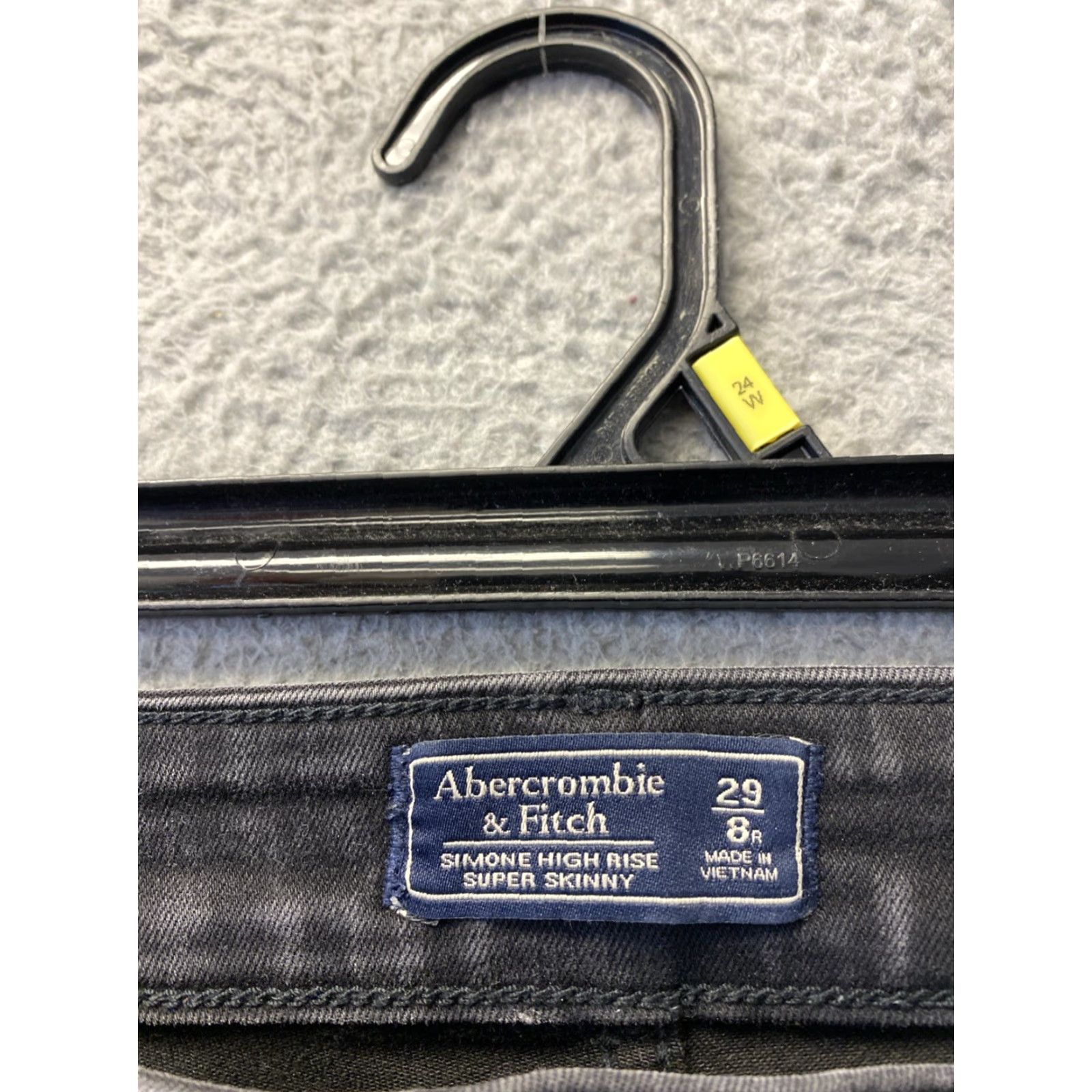 Abercrombie & Fitch VINTAGE Abercrombie & Fitch Denim Jeans Women's 8 Slim Skinny 30x29 Faded Black 90s Grunge Hipster Retro Mens? Size 30" / US 8 / IT 44 - 4 Thumbnail