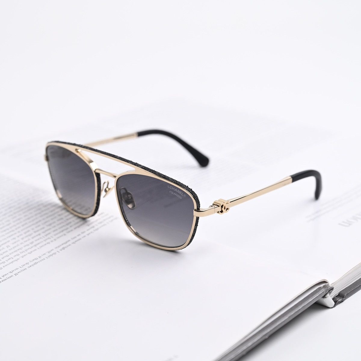 Chanel CHANEL 0CH4290Q C395S8 SUNGLASSES Size ONE SIZE - 1 Thumbnail