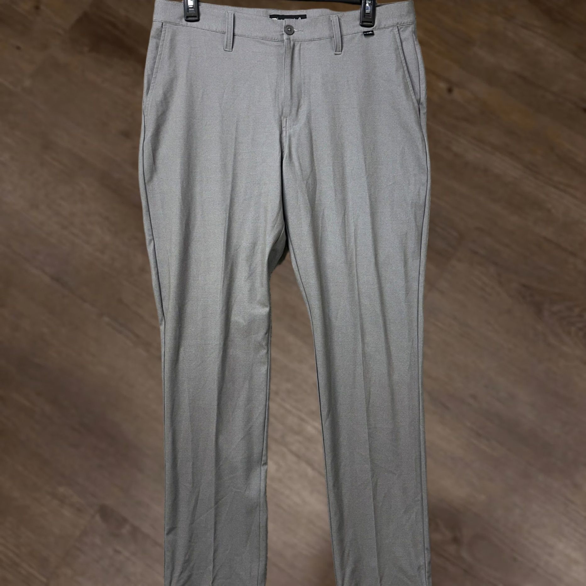 TravisMathew VINTAGE? No. Size US 36 / EU 52 - 1 Thumbnail