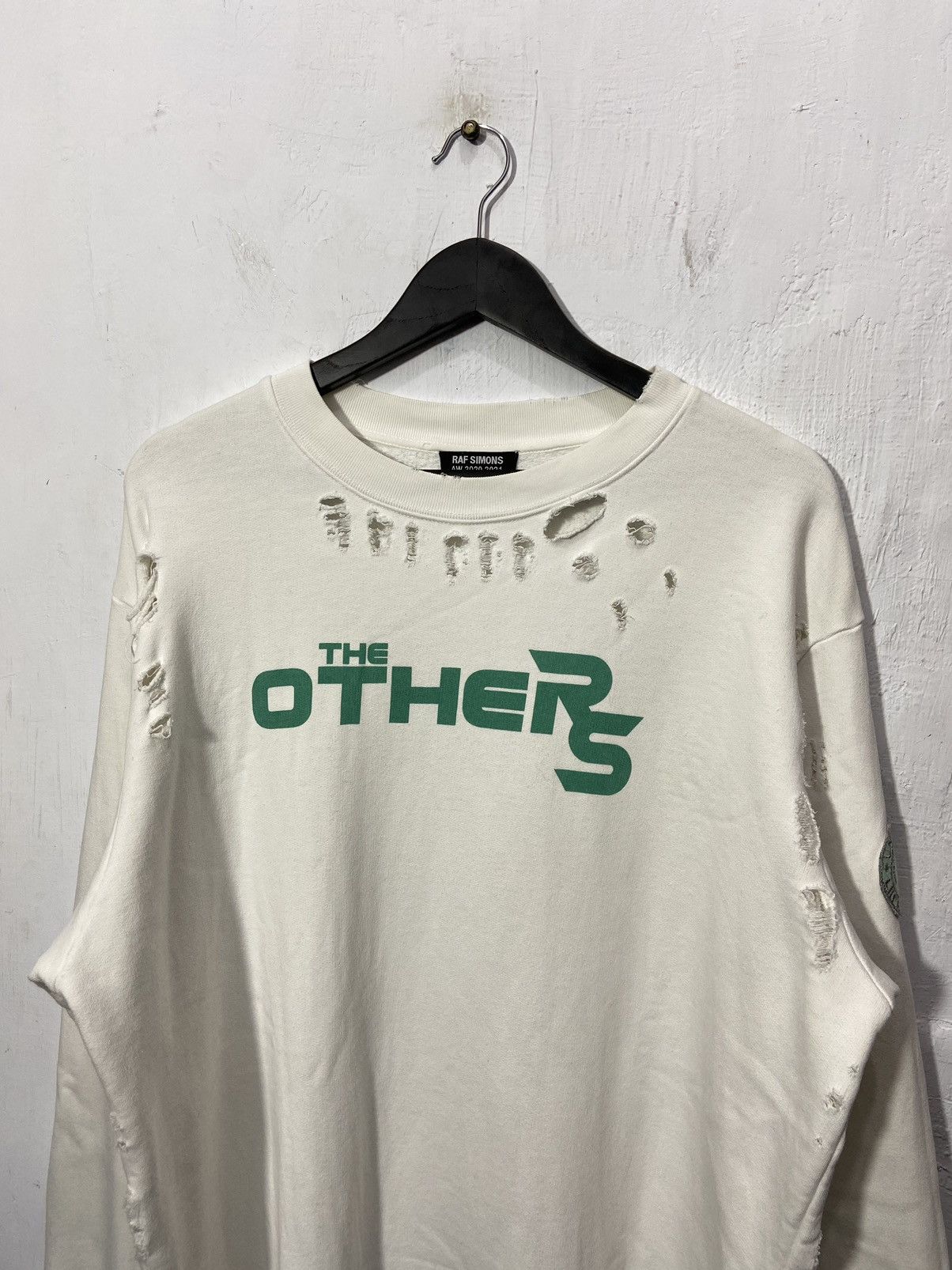 Raf Simons Raf Simons The Others Distressed FW20/21 Sweatshirt Size US XL / EU 56 / 4 - 8 Thumbnail