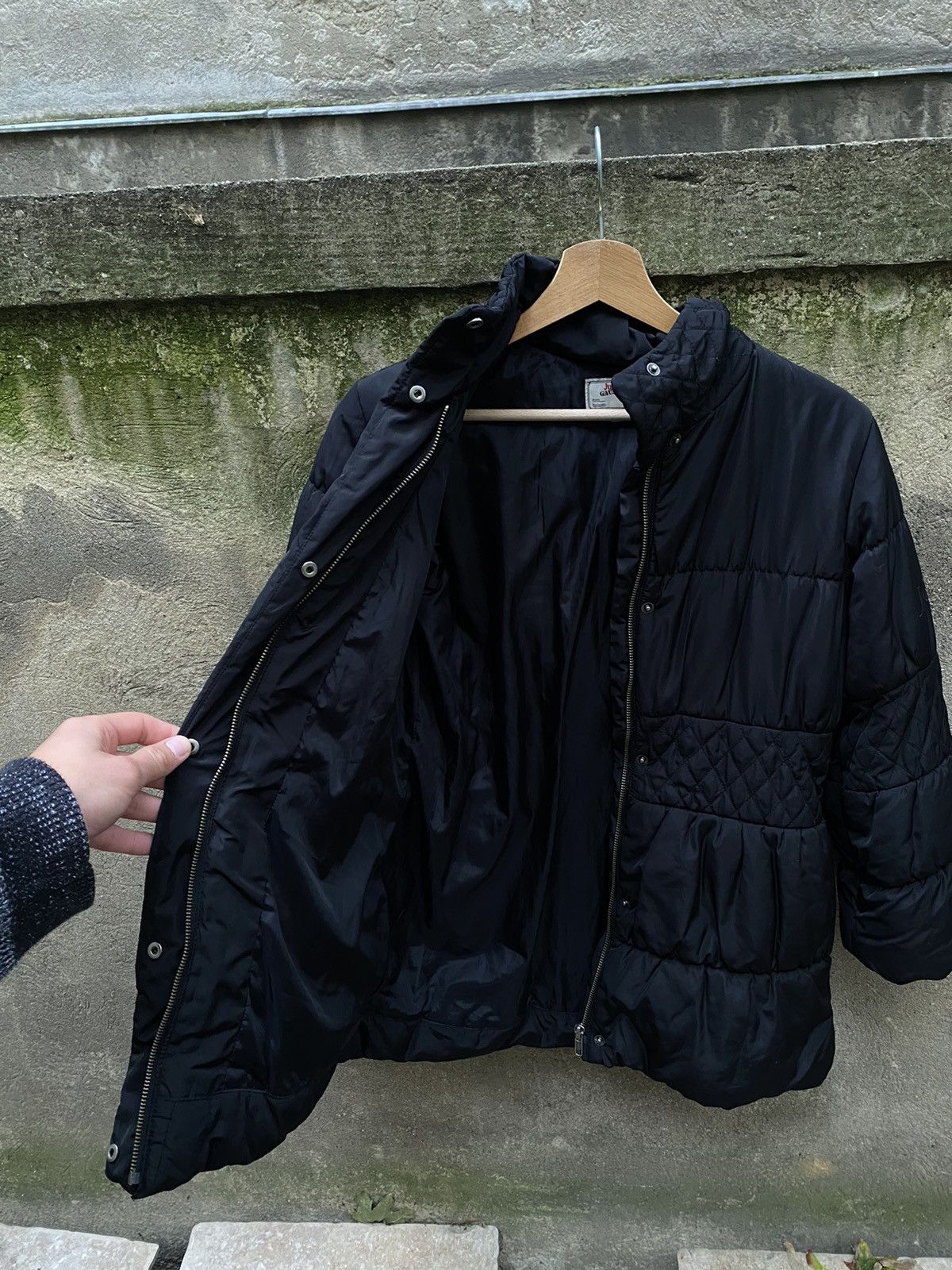 Jean Paul Gaultier Jean Paul Gaultier Junior Small Embroidered Logo Puffer Size S / US 4 / IT 40 - 11 Thumbnail