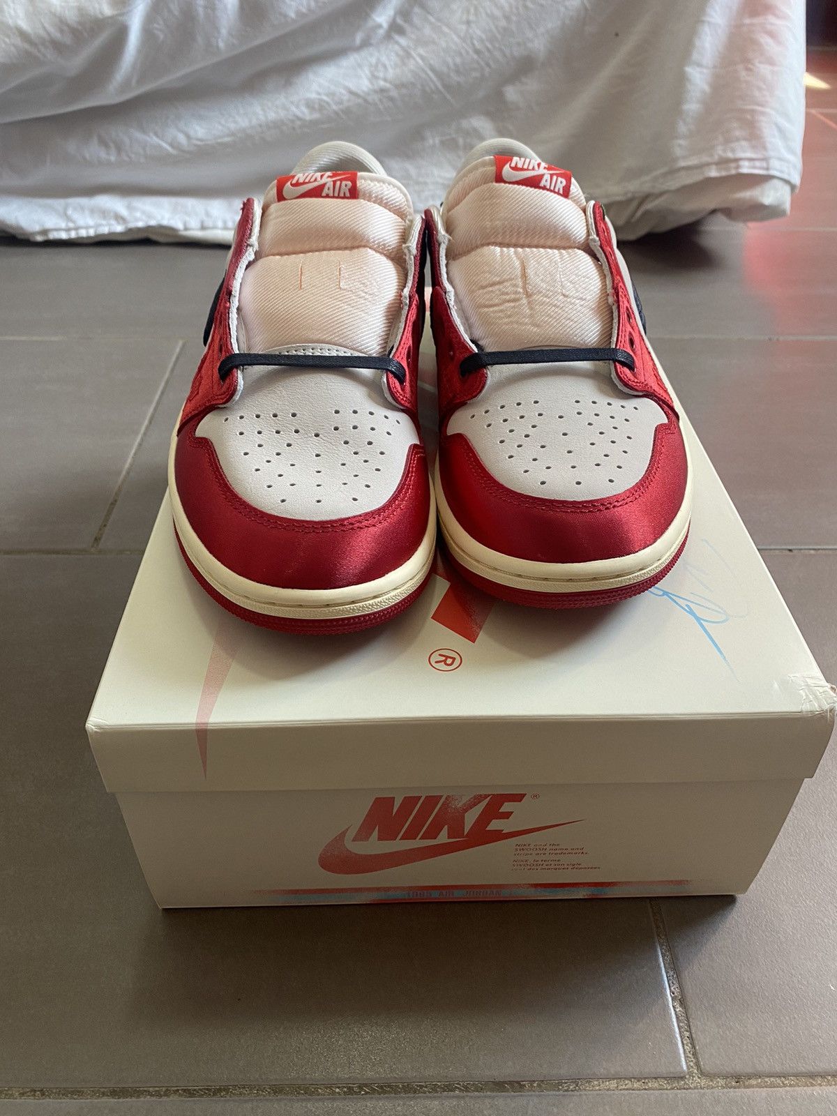 Nike jordan 1 low trophy room Size US 10.5 / EU 43-44 - 2 Thumbnail