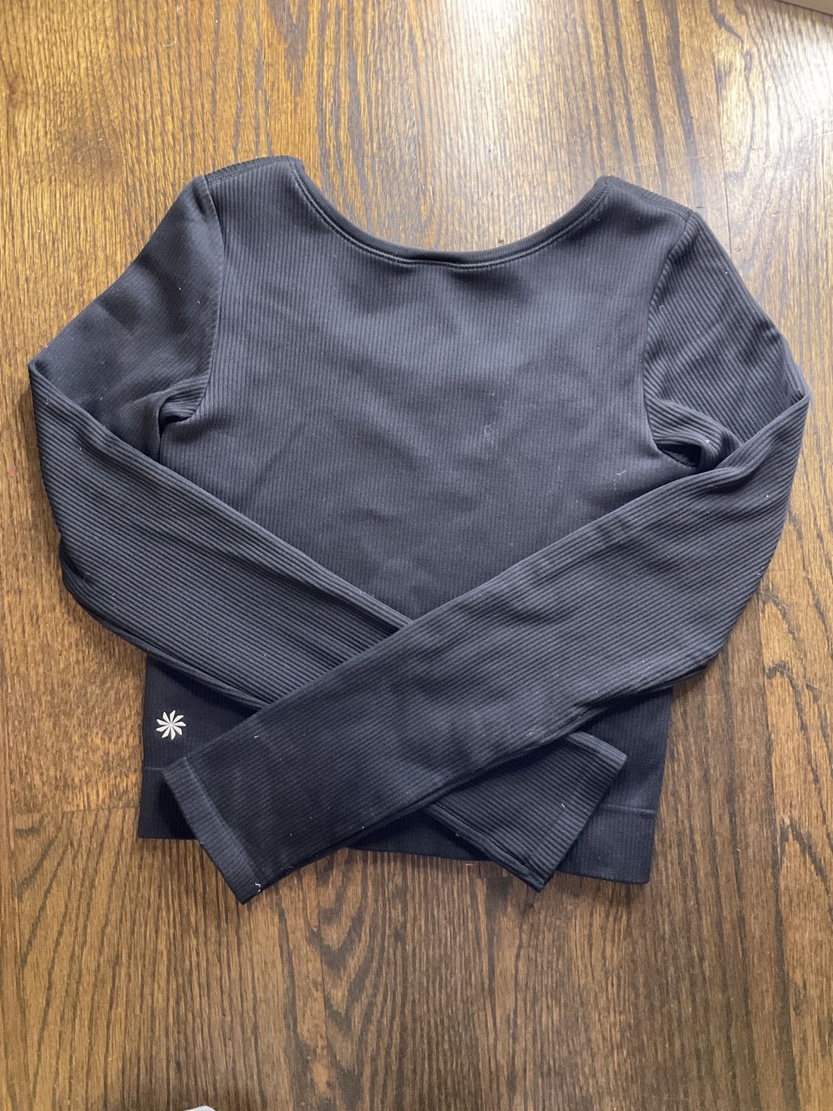 Athleta Black Athleta Girl longsleeve Size M / US 6-8 / IT 42-44 - 2 Thumbnail