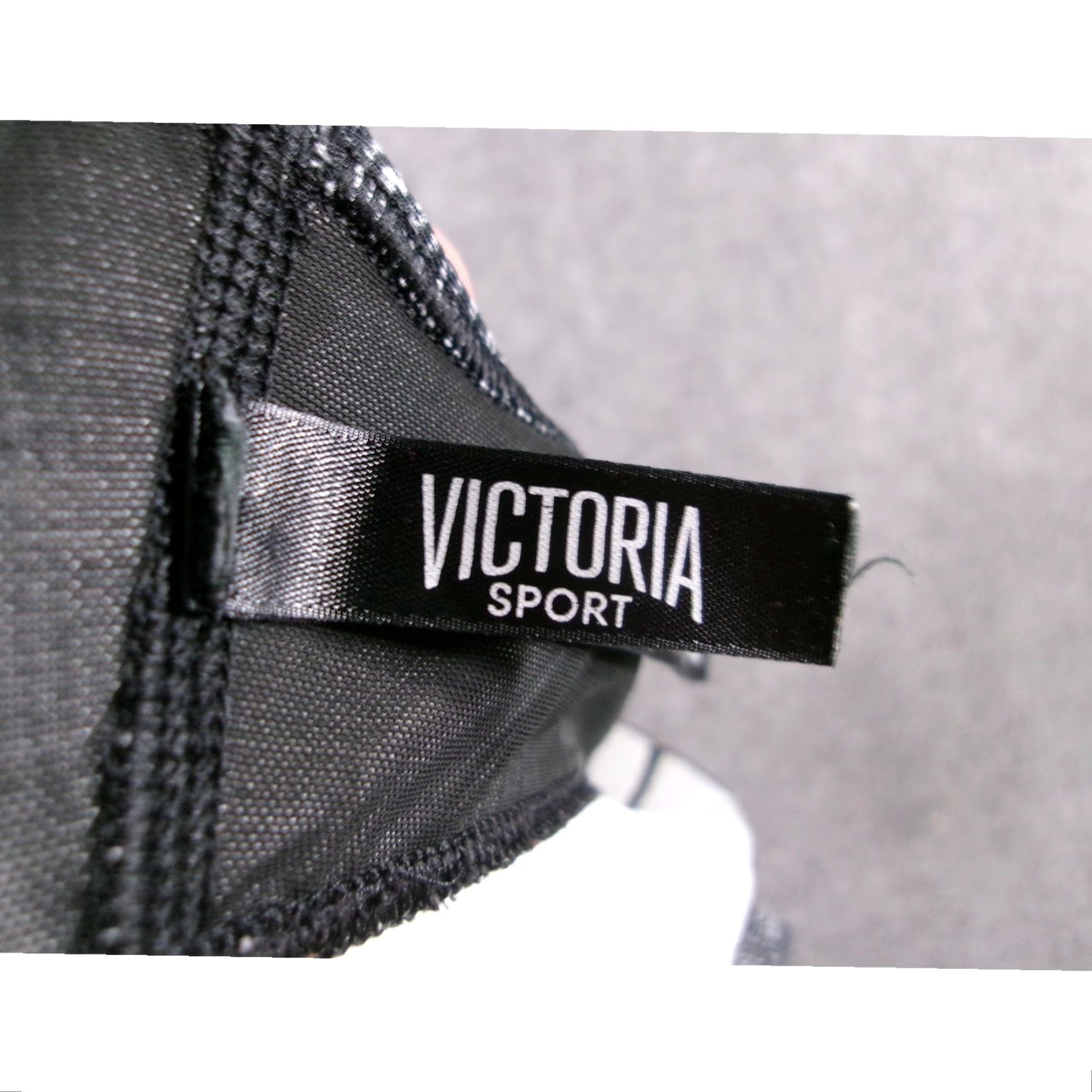 Victoria's Secret Victoria's Secret Sports Bra Womens Medium Gray Marled Victoria Sport Athleisure Active Yoga Racerback Wireless Full Coverage Size ONE SIZE - 7 Thumbnail