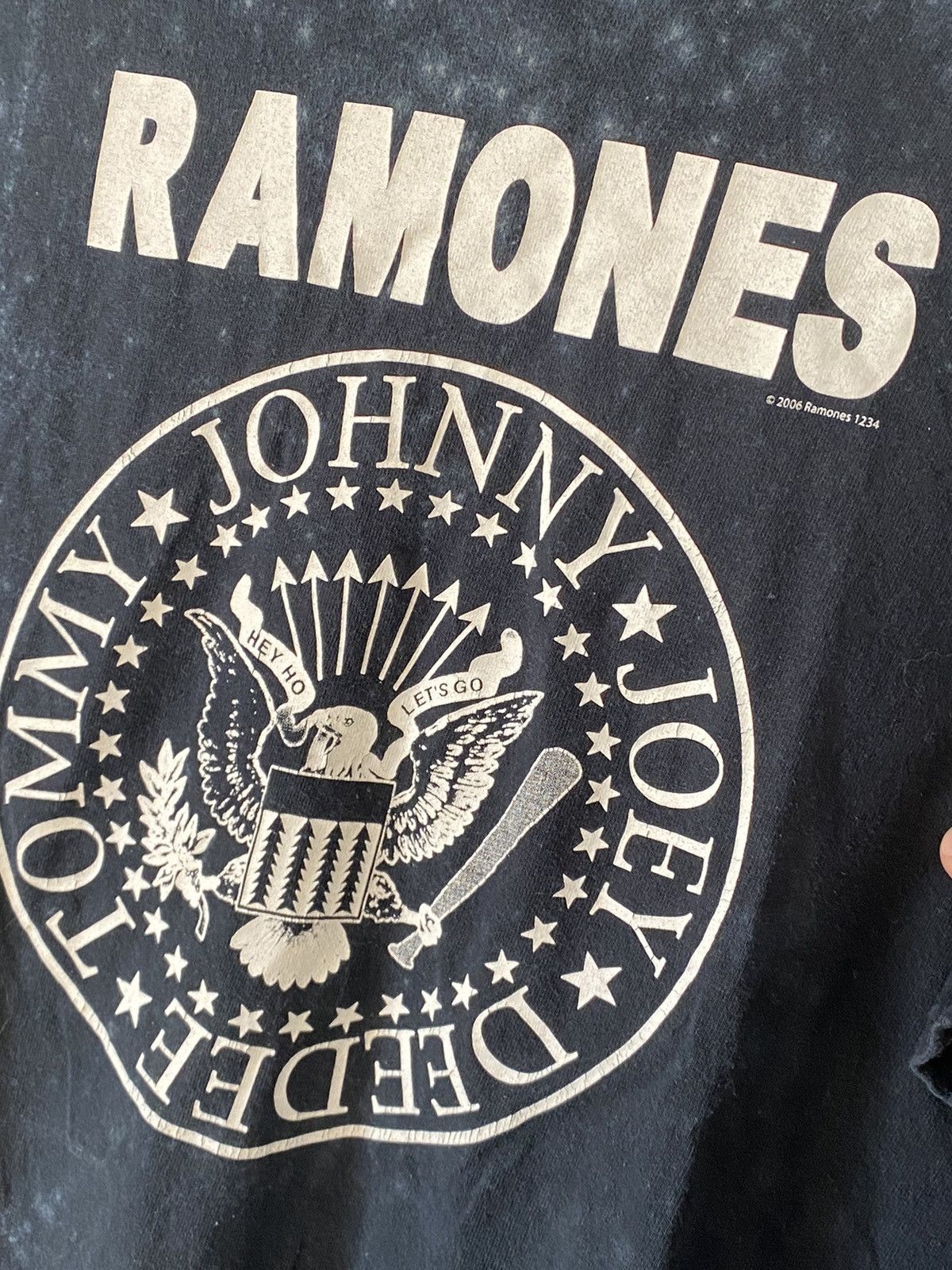 Band Tees Vintage Ramones 2006 Rock T-shirt Hey Ho Let’s Go Size US XL / EU 56 / 4 - 2 Thumbnail
