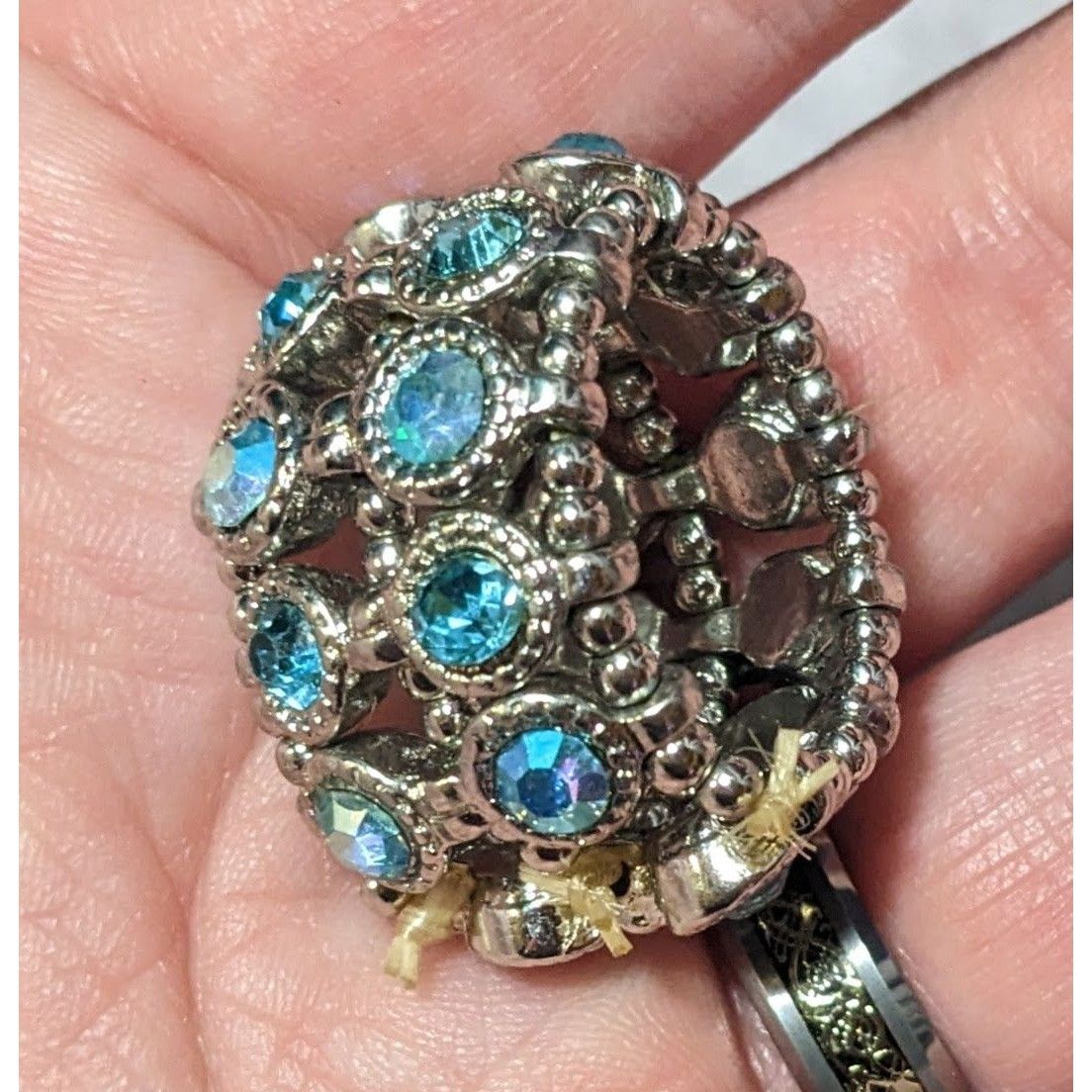 Other Chunky Glam Blue Rhinestone Silver Tone Stretch Ring Size 7 Size ONE SIZE - 9 Thumbnail