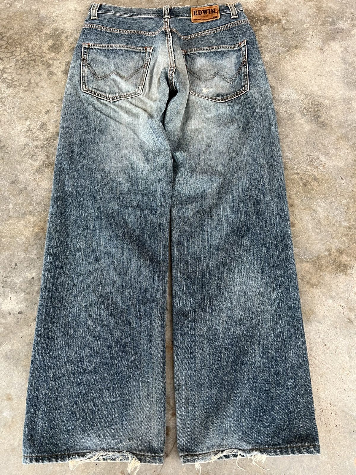 Edwin EDWIN EXCLUSIVE VINTAGE EXTRA BAGGY FADED DISTRESS JEAN Size US 31 - 2 Thumbnail