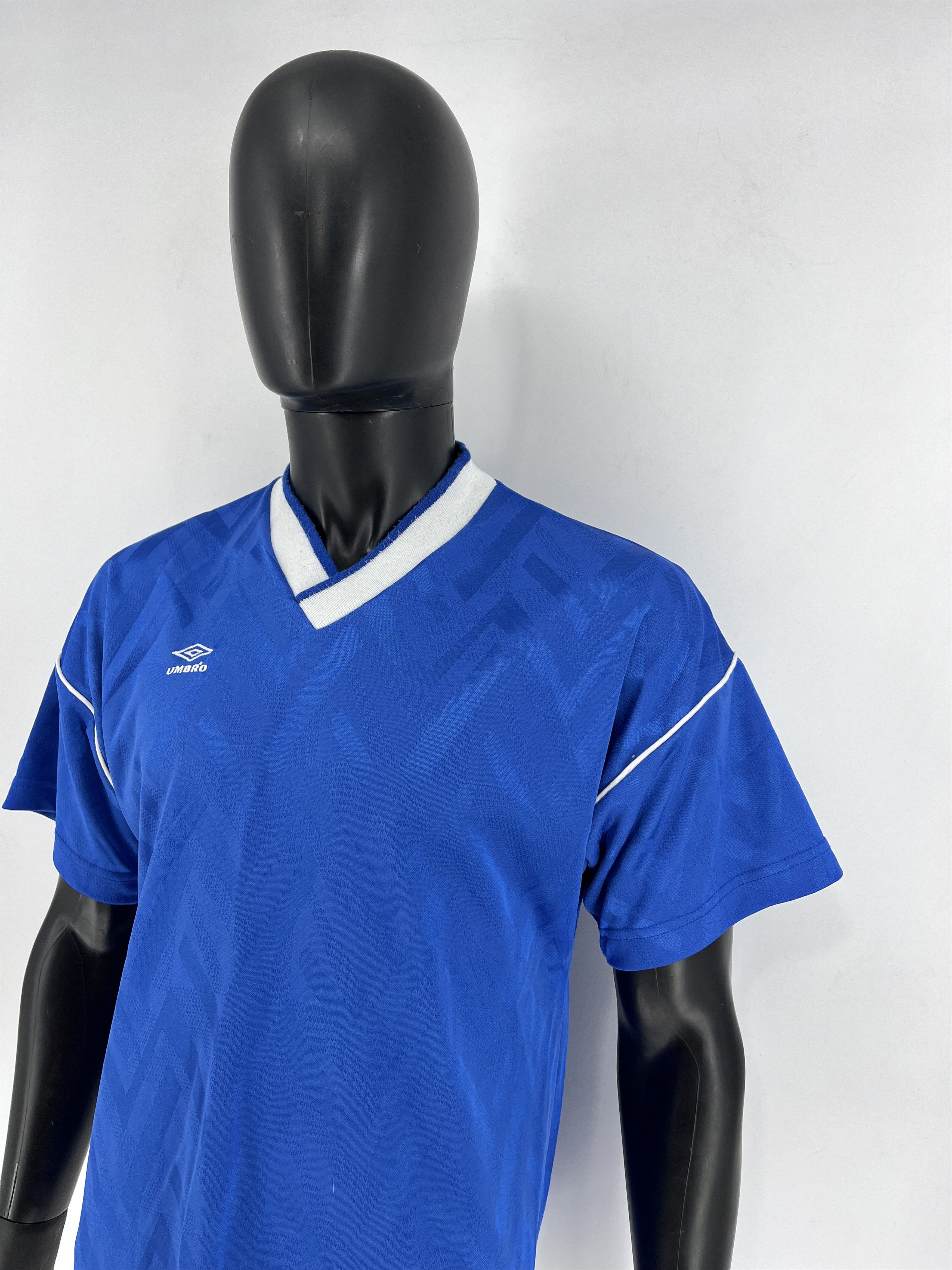 Umbro Vintage 80s UMBRO Soccer Sport Retro Jersey T-shirt Rare Size US M / EU 48-50 / 2 - 4 Thumbnail