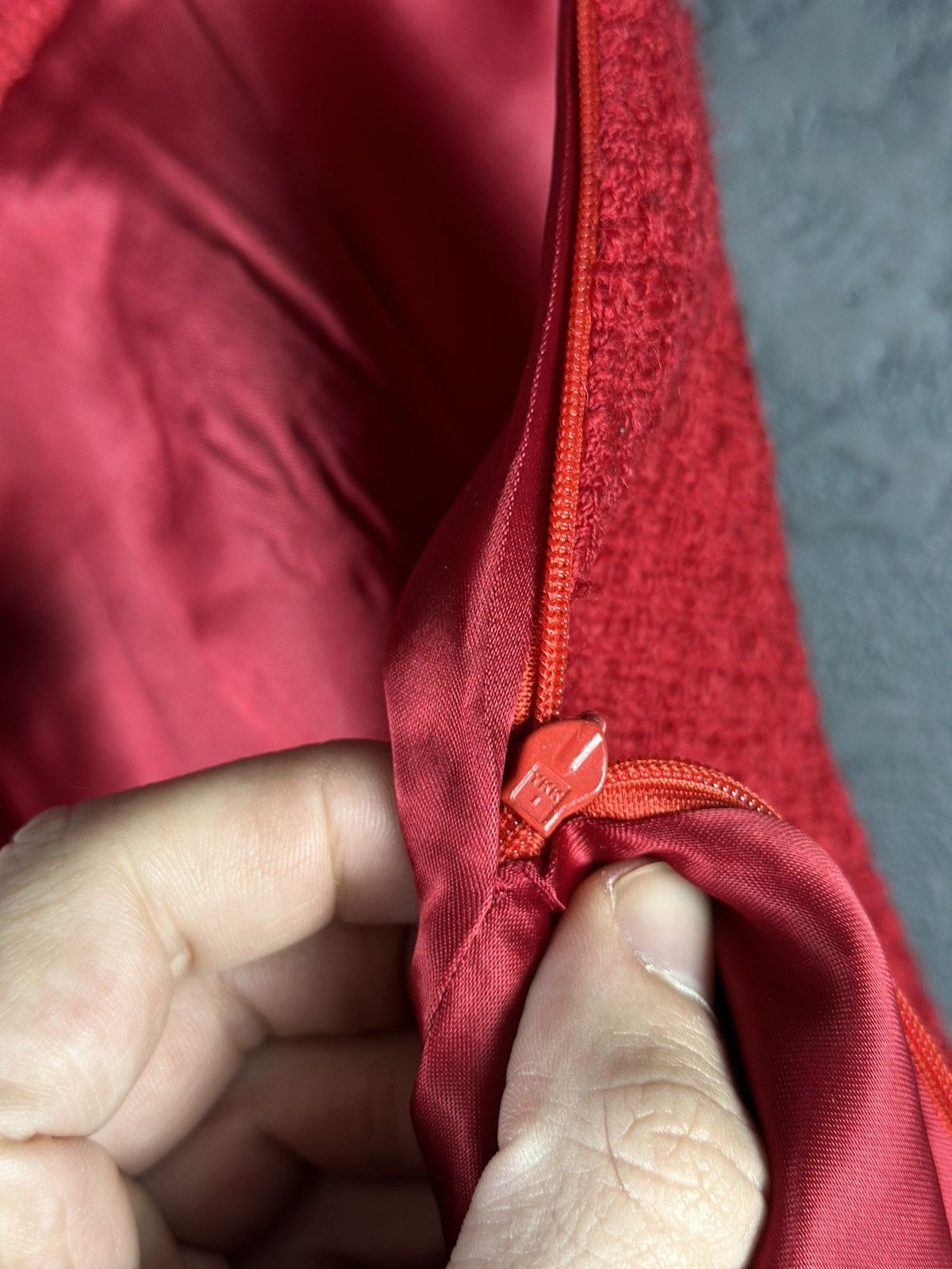 Versace × Vintage Archive!! VERSACE Classic V2 80s Red Skirt Jacket Suit Wool Size M / US 6-8 / IT 42-44 - 23 Thumbnail
