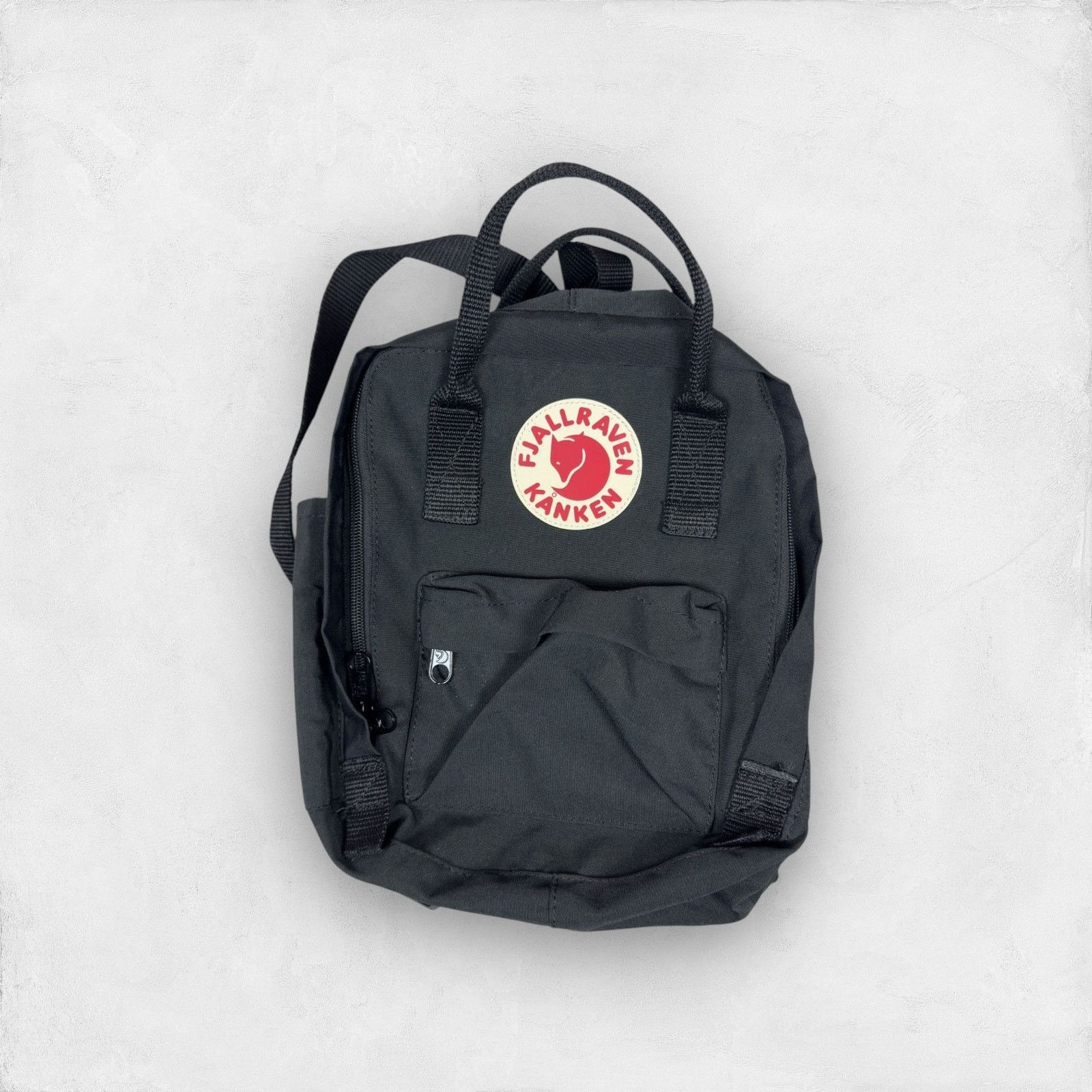 Fjallraven Fjallraven Kanken Womens Black Everyday Outdoor Backpack Bag Size ONE SIZE - 1 Thumbnail