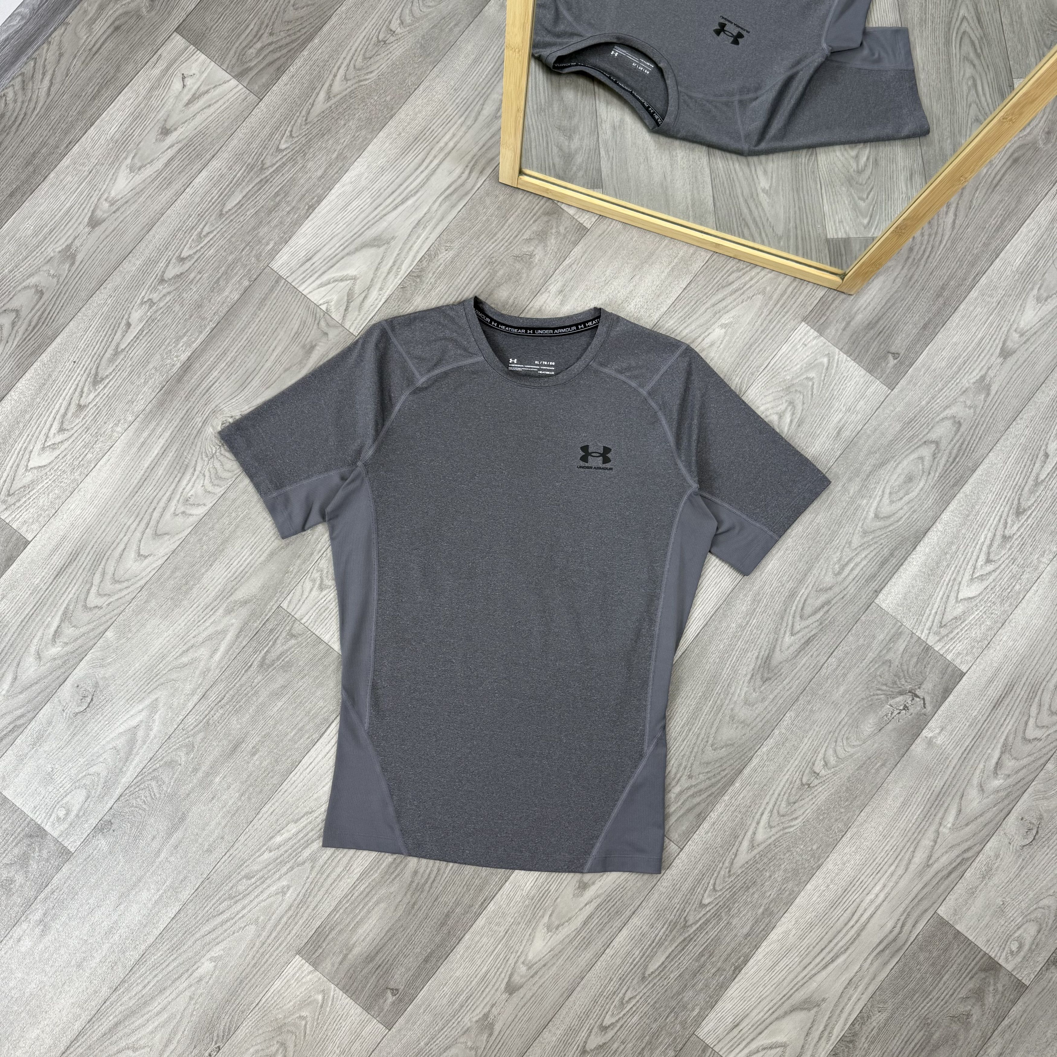 Under Armour Under Armour Grey Rashguard Grey Compression Sport Tee Shirt Size US XL / EU 56 / 4 - 1 Thumbnail