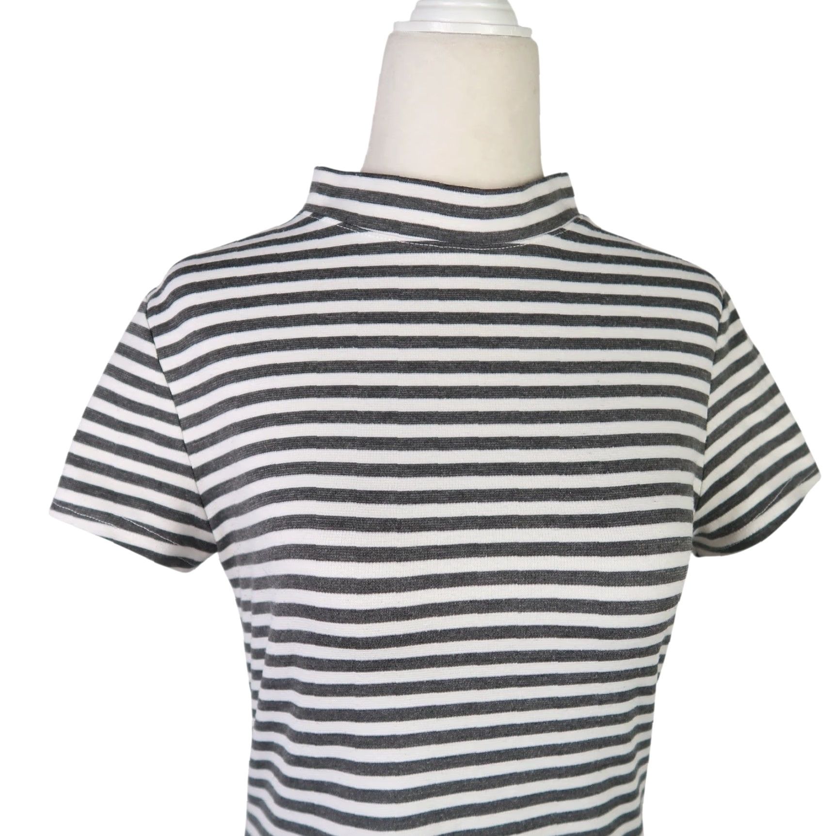 Free People Free People FP Beach Grey and White Striped Mockneck Mini Dress S Womens Short Sleeve Bohemian Casual Size S / US 4 / IT 40 - 2 Thumbnail