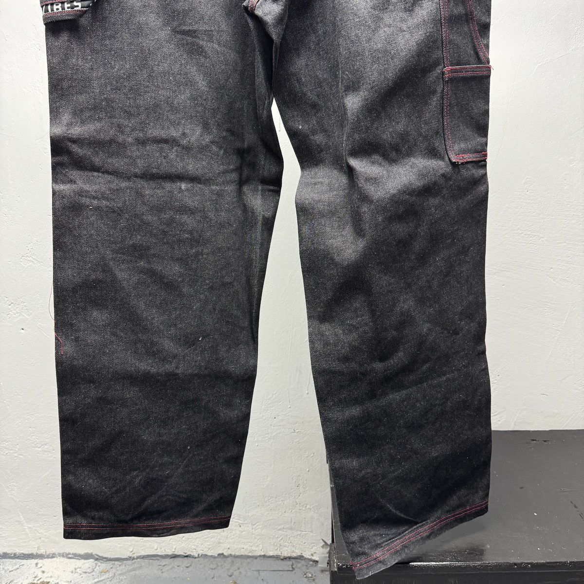 Vintage Y2K Black Raw Denim Baggy Wide Leg Skater Jeans JNCO Grunge Size US 36 / EU 52 - 9 Thumbnail