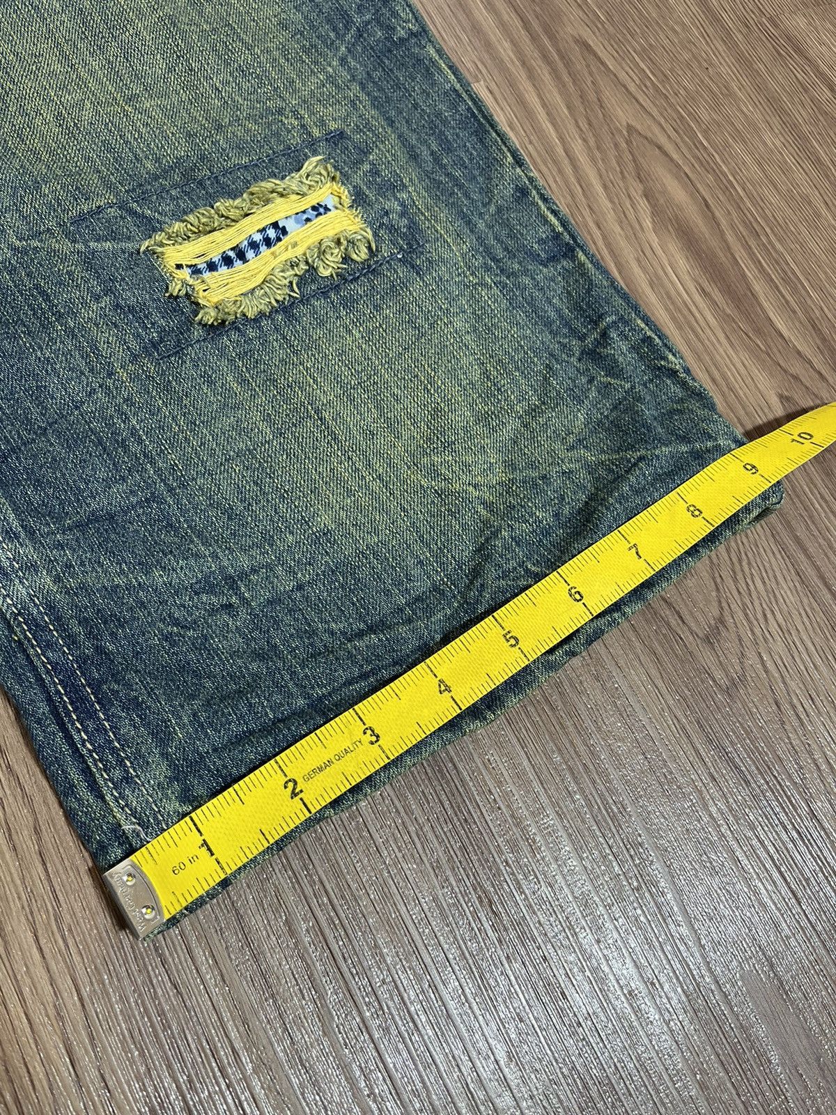 20471120 × Japanese Brand Jouer Aux Echecs double waist mudwash distressed denim jorts Size US 31 - 17 Thumbnail