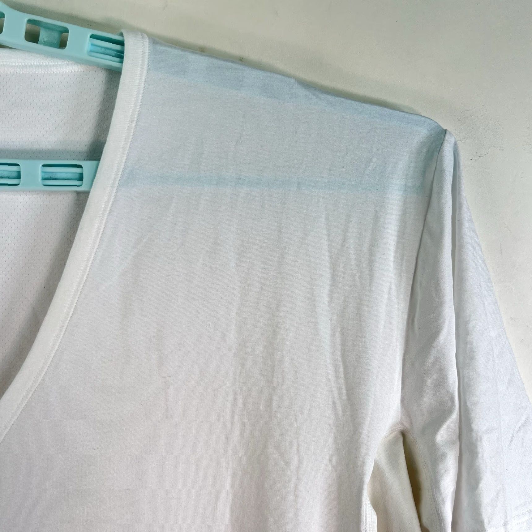 Vintage MEY V-Neck Soft T-Shirt Mens 4XL White Cotton-Blend Stretch Shirt 4XL White Mens V-Neck Short Sleeve Portugal Classic Summer Fall Spring Mens Size US XXL / EU 58 / 5 - 3 Thumbnail