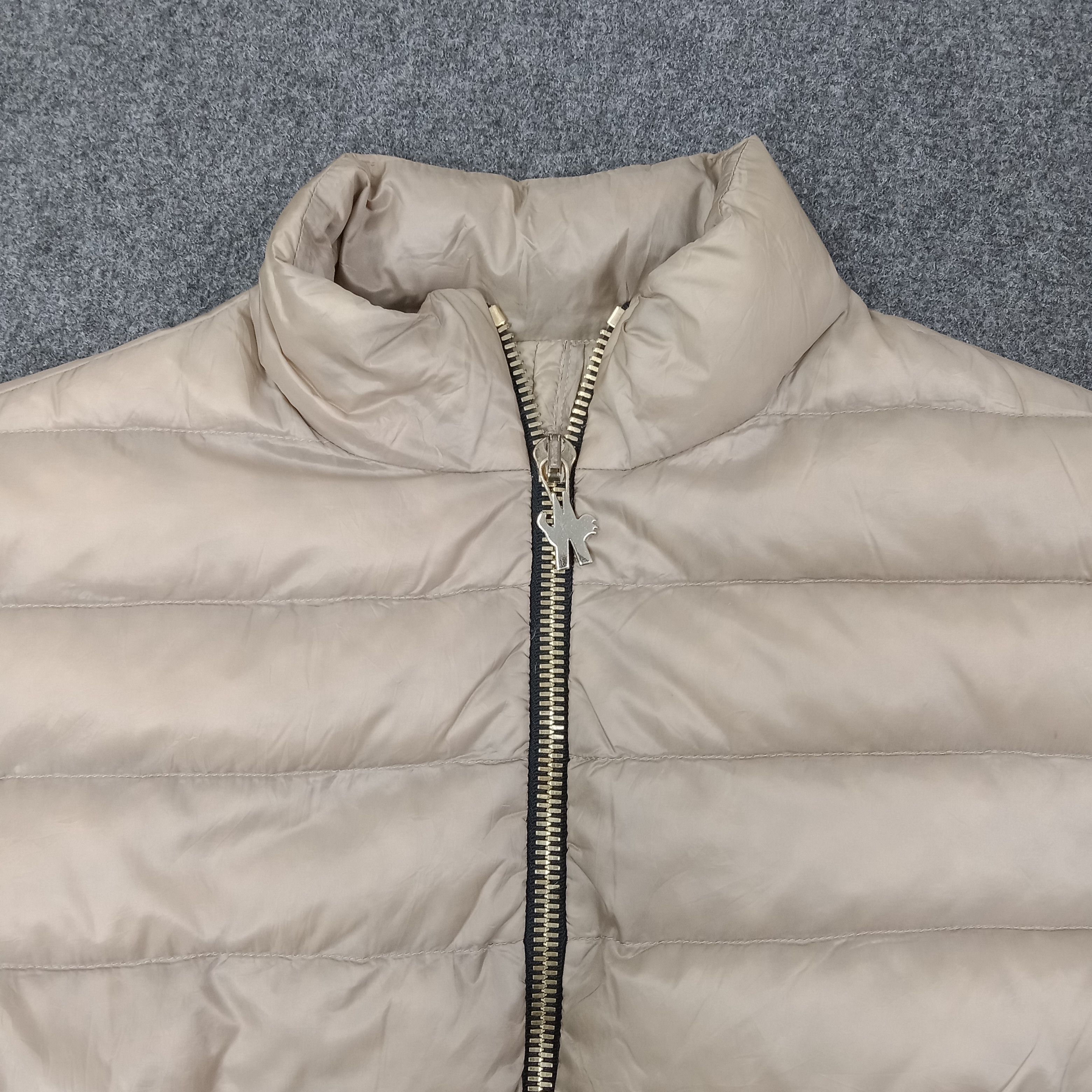 Moncler Moncler Italian Brand Puffer Jacket C247N26 Size S / US 4 / IT 40 - 2 Thumbnail