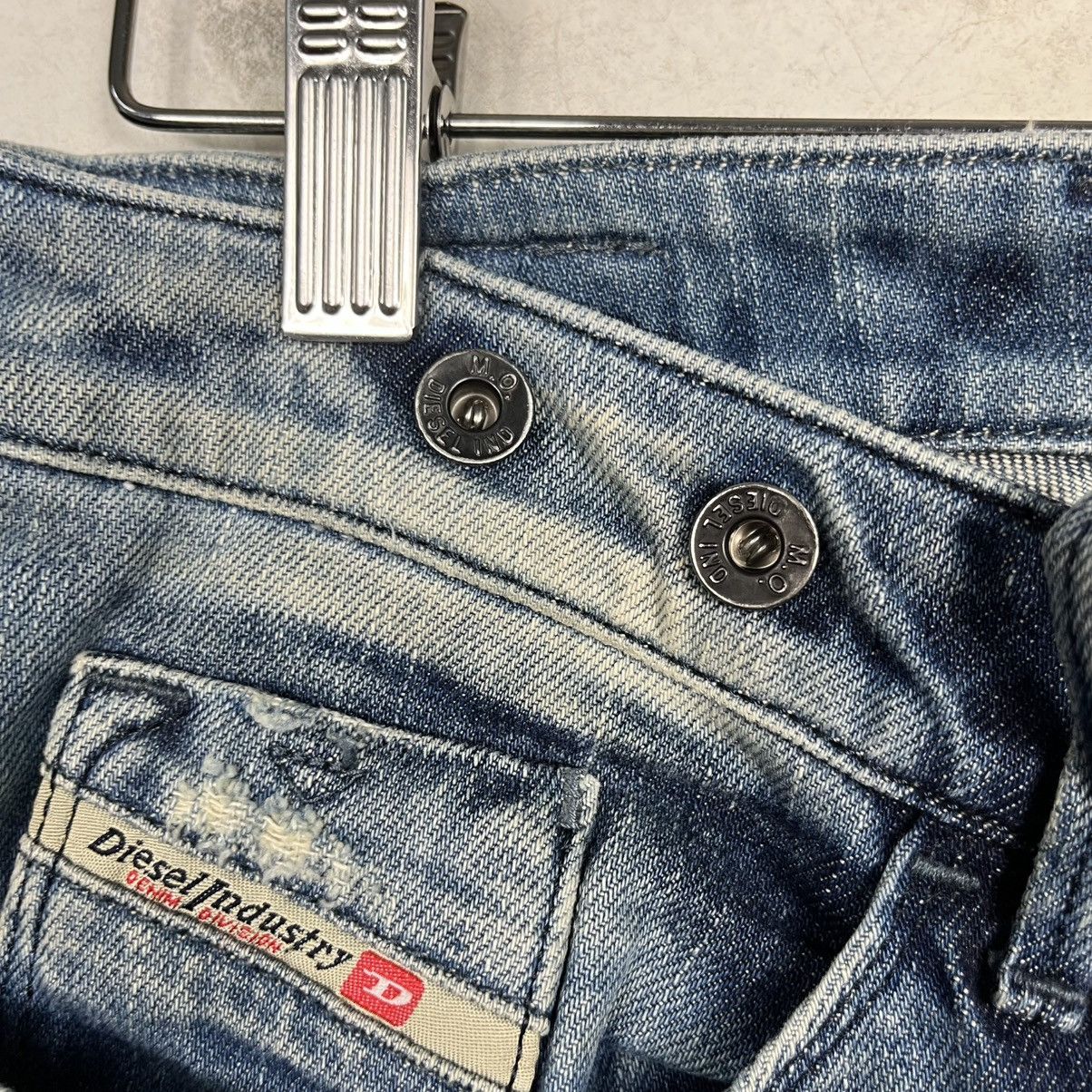 Diesel Vinatge Diesel Utility Distressed Denim Jeans Size US 32 / EU 48 - 10 Thumbnail