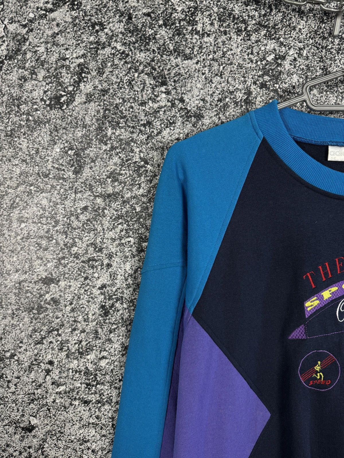 Adidas Adidas International Sweatshirt Vintage Real Sports Size M Size US M / EU 48-50 / 2 - 3 Thumbnail