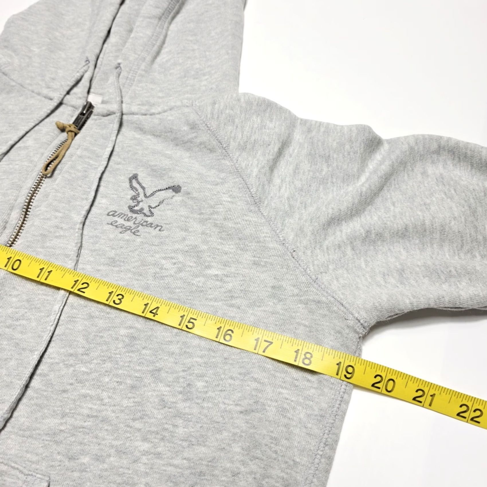 American Eagle Outfitters VINTAGE? No. American Eagle Outfitters Hoodie Women's Medium Gray 1/4 Zip Eagle Size M / US 6-8 / IT 42-44 - 5 Thumbnail