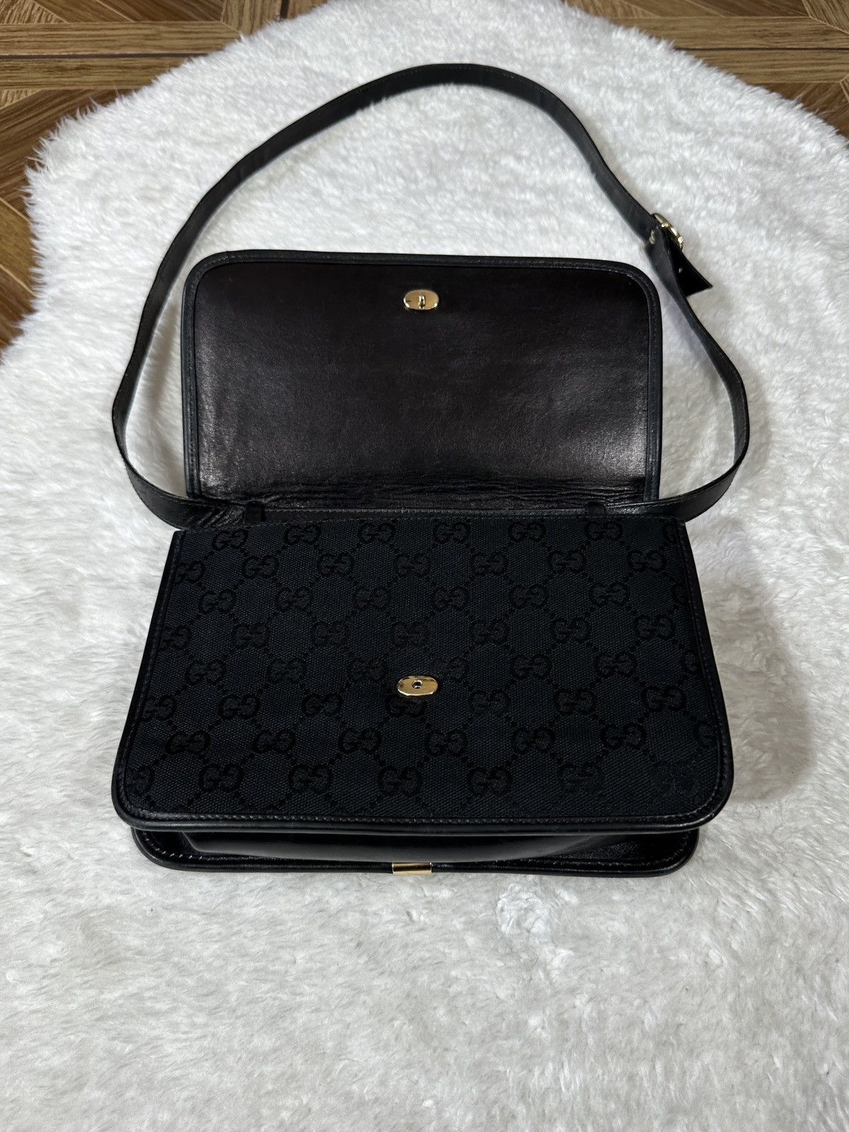 Gucci Gucci Monogram Shoulder Bag GG Canvas Vintage Web Italy rare Size ONE SIZE - 12 Thumbnail