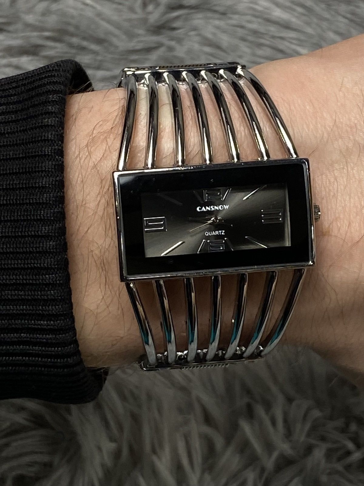 Jewelry Futuristic Silver Bracelet Watch - Japanese Brand Size ONE SIZE - 6 Thumbnail