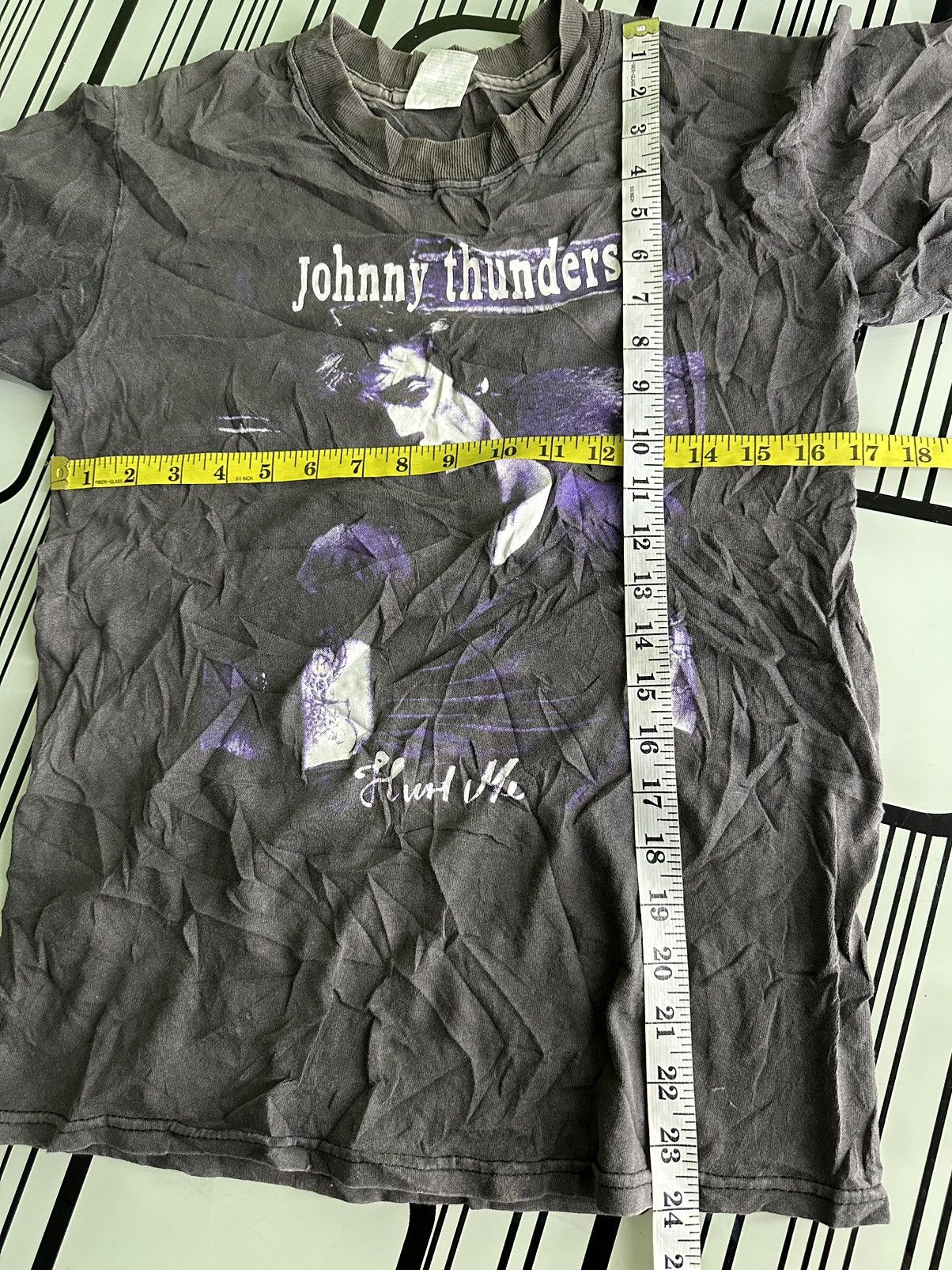 Band Tees Thrased Vintage Album Hurt Me Johnny Thunders Sun Faded Tee Size US S / EU 44-46 / 1 - 13 Thumbnail