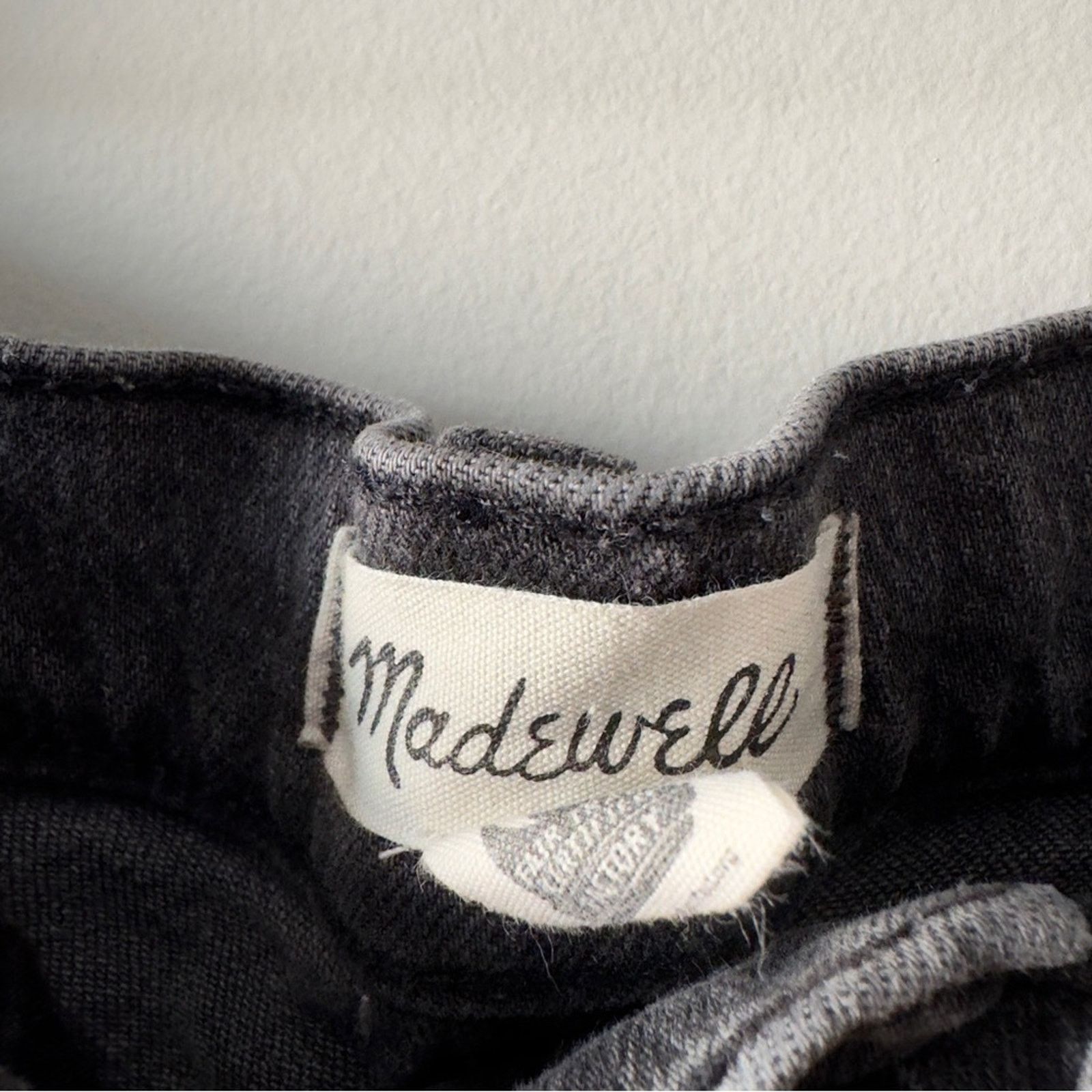 Madewell Madewell The Perfect Vintage Jean Gray Denim Zip Button 28 Size 28" / US 6 / IT 42 - 8 Thumbnail