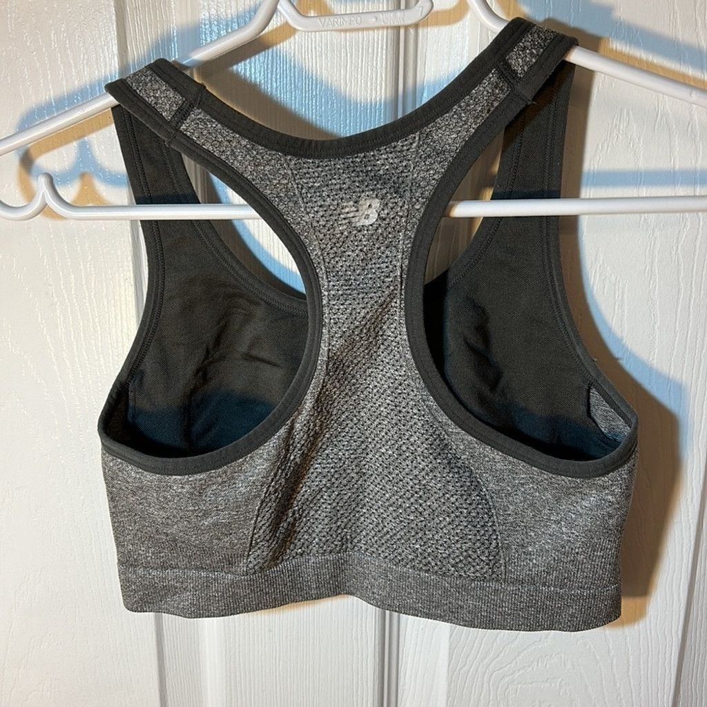 New Balance Size medium new balance sports bra Size ONE SIZE - 3 Thumbnail