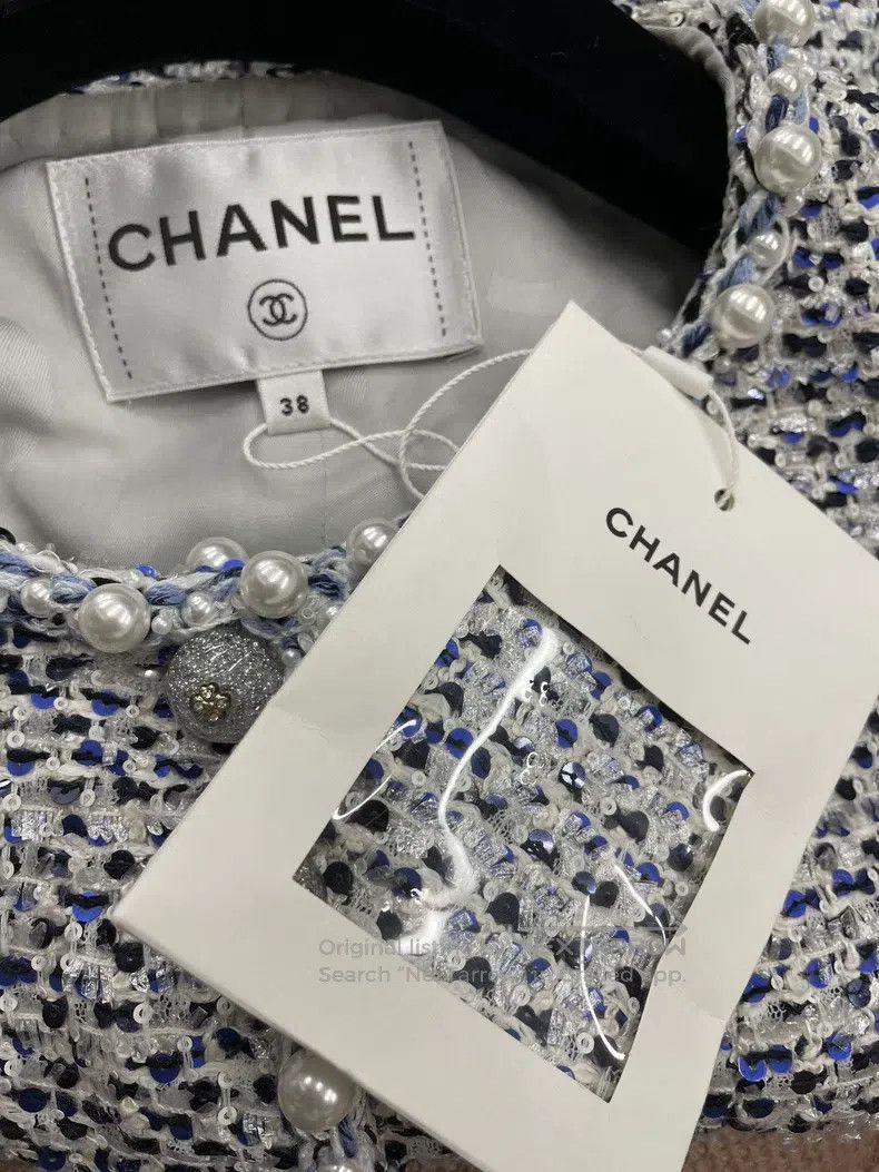 Chanel Chanel 25P blue and white pearl sequin knitted coat Size XS / US 0-2 / IT 36-38 - 4 Thumbnail