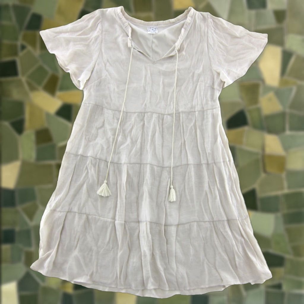 Vintage Naif Ivory Rayon Short Sleeve V-Neck Tiered Smock Shift Tunic Dress Medium Size 32" / US 10 / IT 46 - 1 Thumbnail