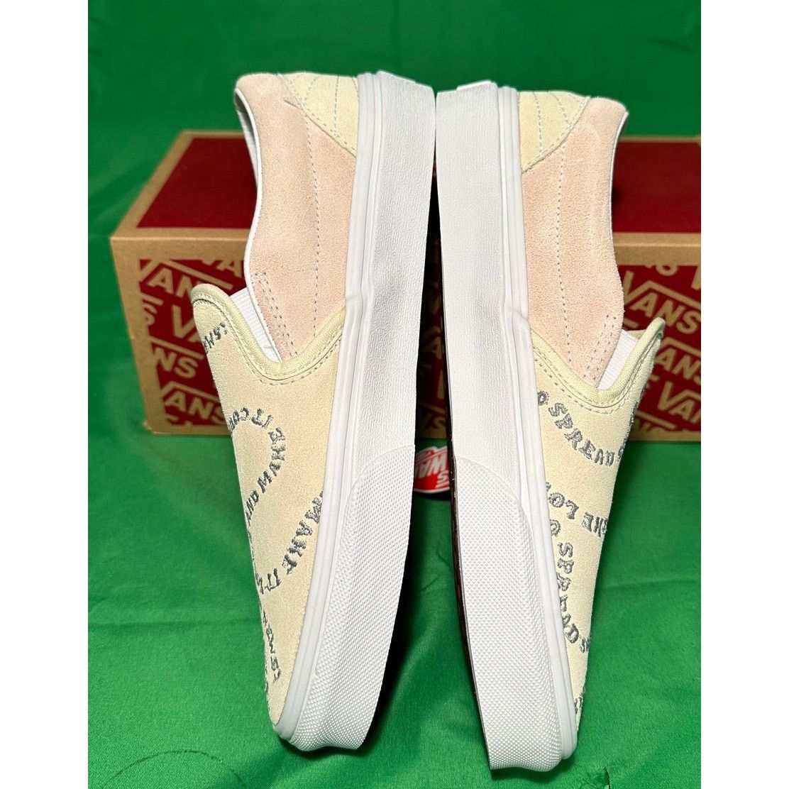 Vans Vans Slip-On Make It Yours Size US 7 / IT 37 - 8 Thumbnail