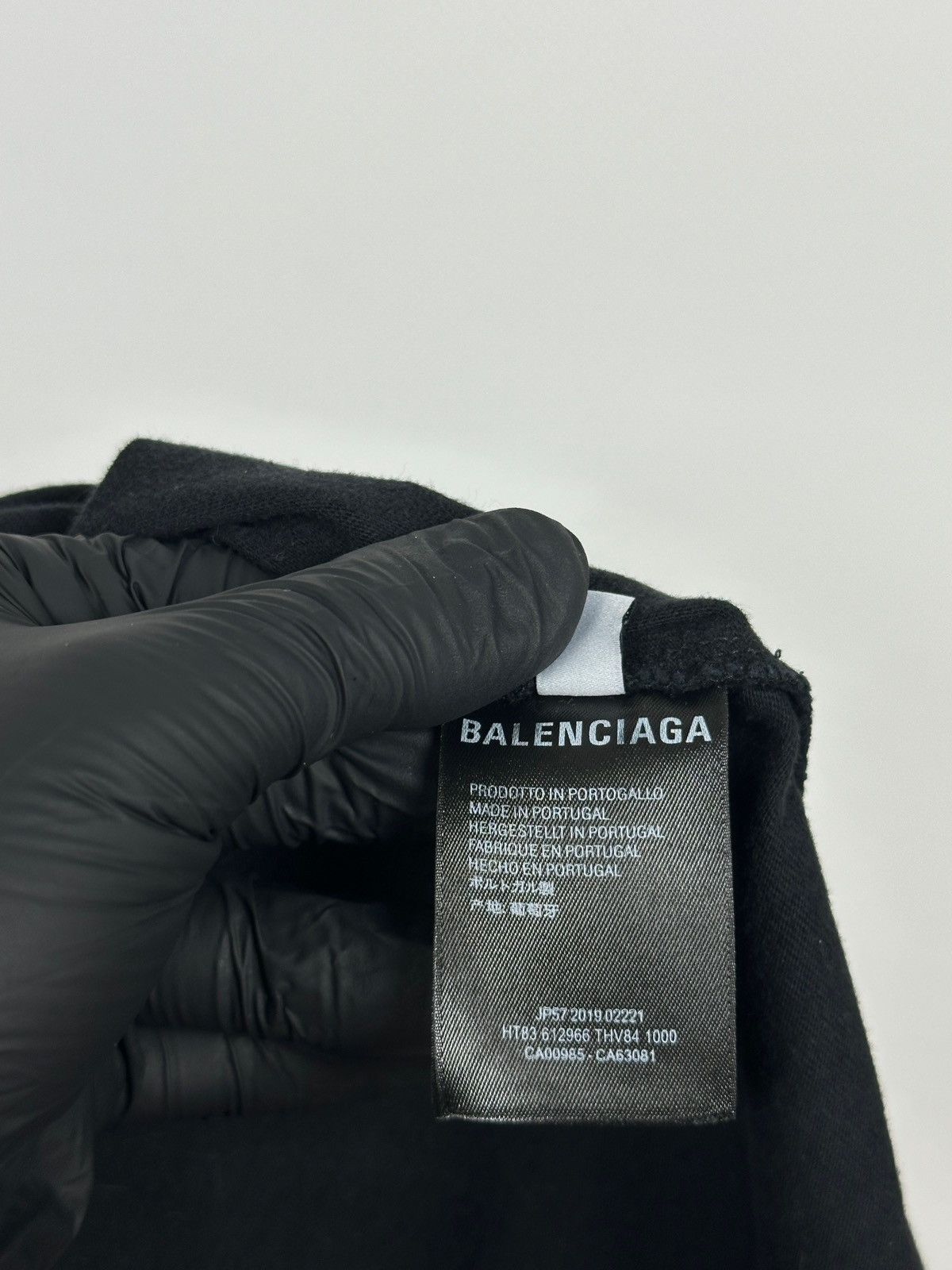 Balenciaga Balenciaga WFP World Wood Programme Supports Black T-Shirt Size US L / EU 52-54 / 3 - 20 Thumbnail
