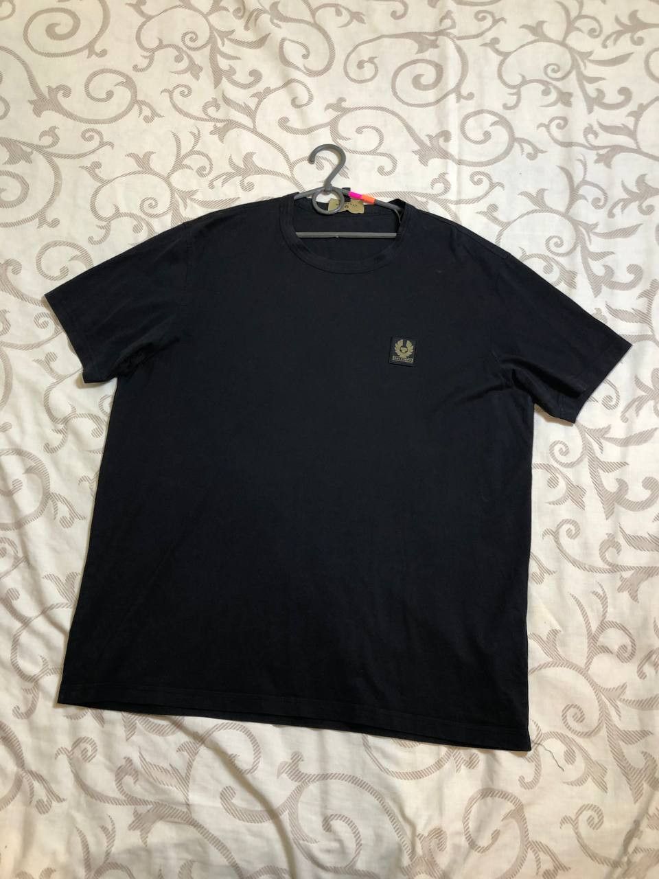 Belstaff Belstaff Logo Patch Crewneck T-Shirt Size US XL / EU 56 / 4 - 1 Thumbnail