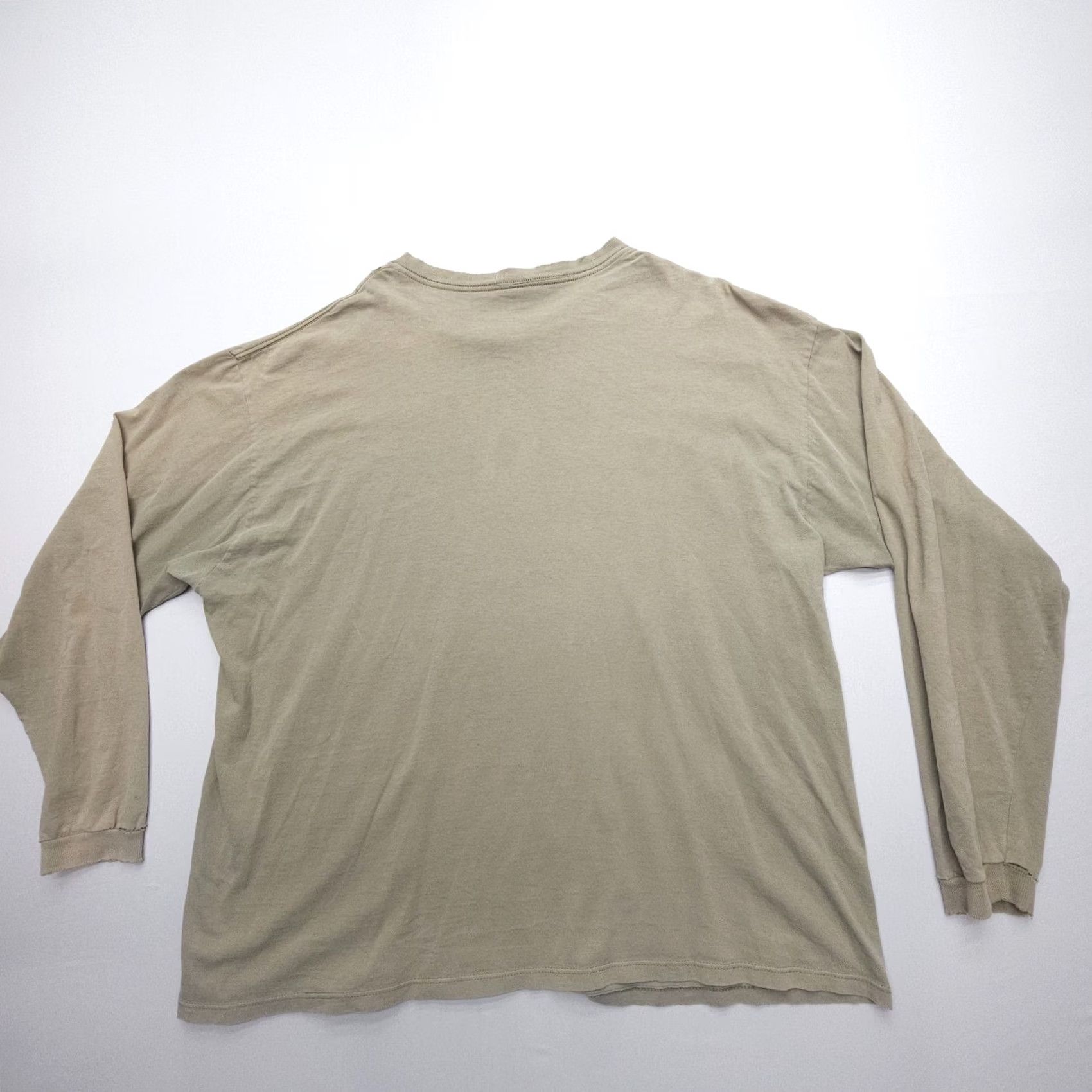 Patagonia VINTAGE Patagonia Men's T-Shirt Long Sleeve Crewneck 2XL Green Distressed Logo 90s Nature All Seasons Shirt Mens Size US XXL / EU 58 / 5 - 2 Thumbnail