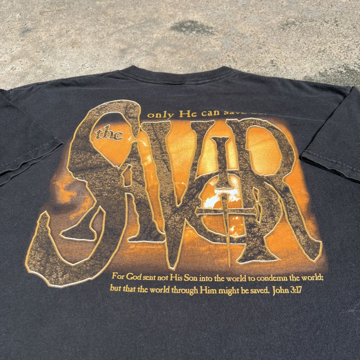 Vintage Vintage Y2K The Savior Jesus God Holy Bible Tee XL Size US XL / EU 56 / 4 - 1 Thumbnail
