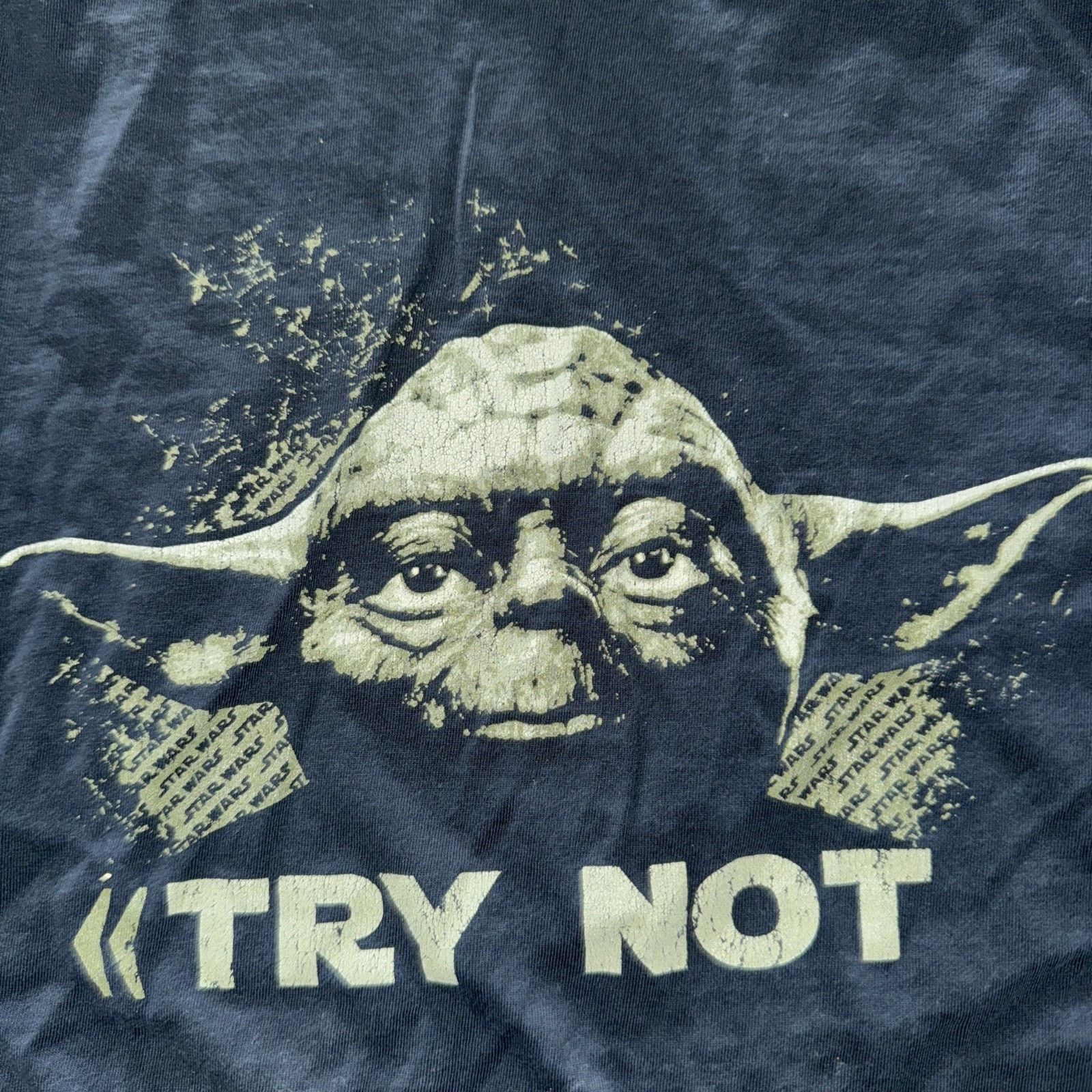 Star Wars × Vintage Vintage Yoda Try Not T-Shirt Large 21x27 Black Size US L / EU 52-54 / 3 - 2 Thumbnail