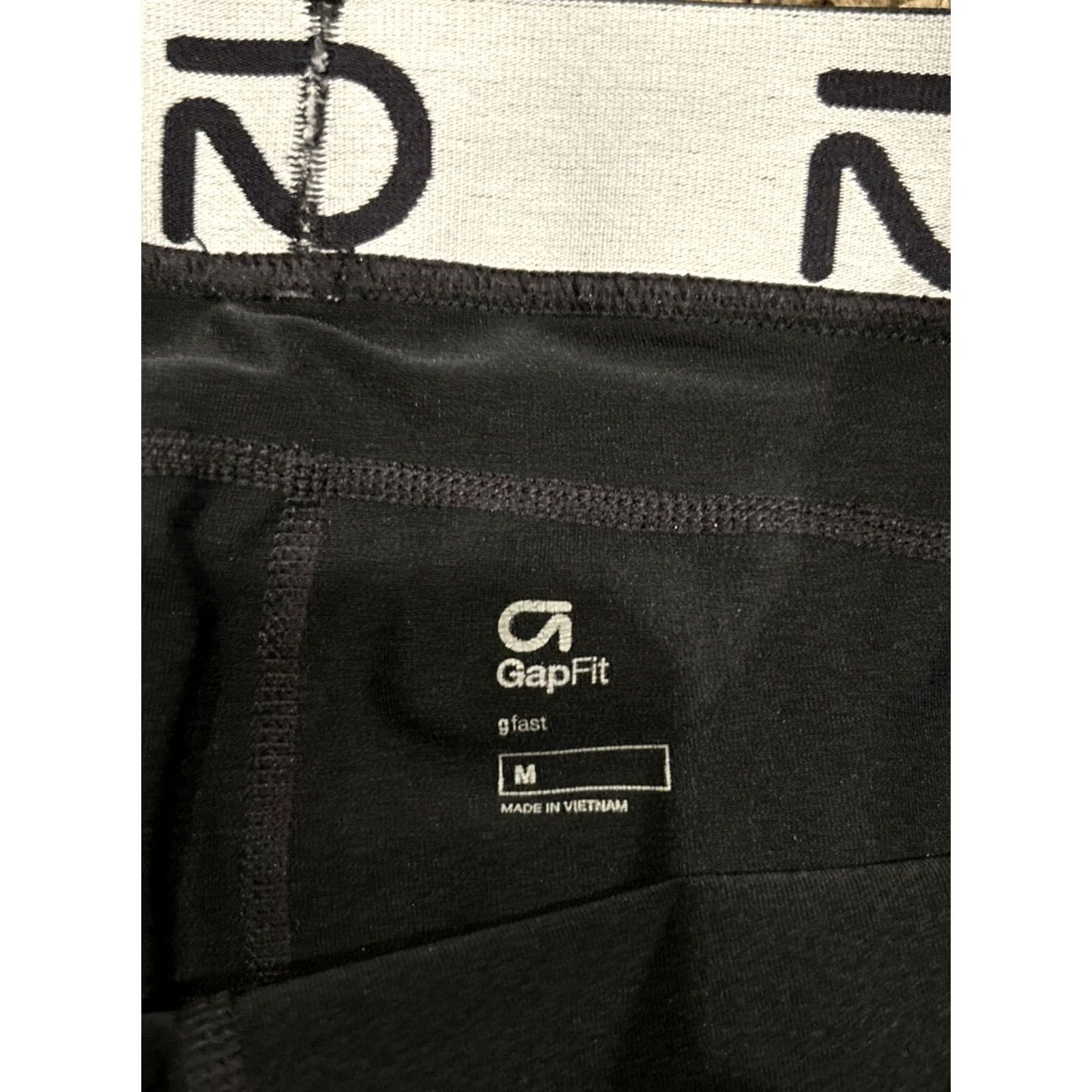 Gap Gap Fit Women’s M Black Capris Stretch Athletic Size ONE SIZE - 3 Thumbnail