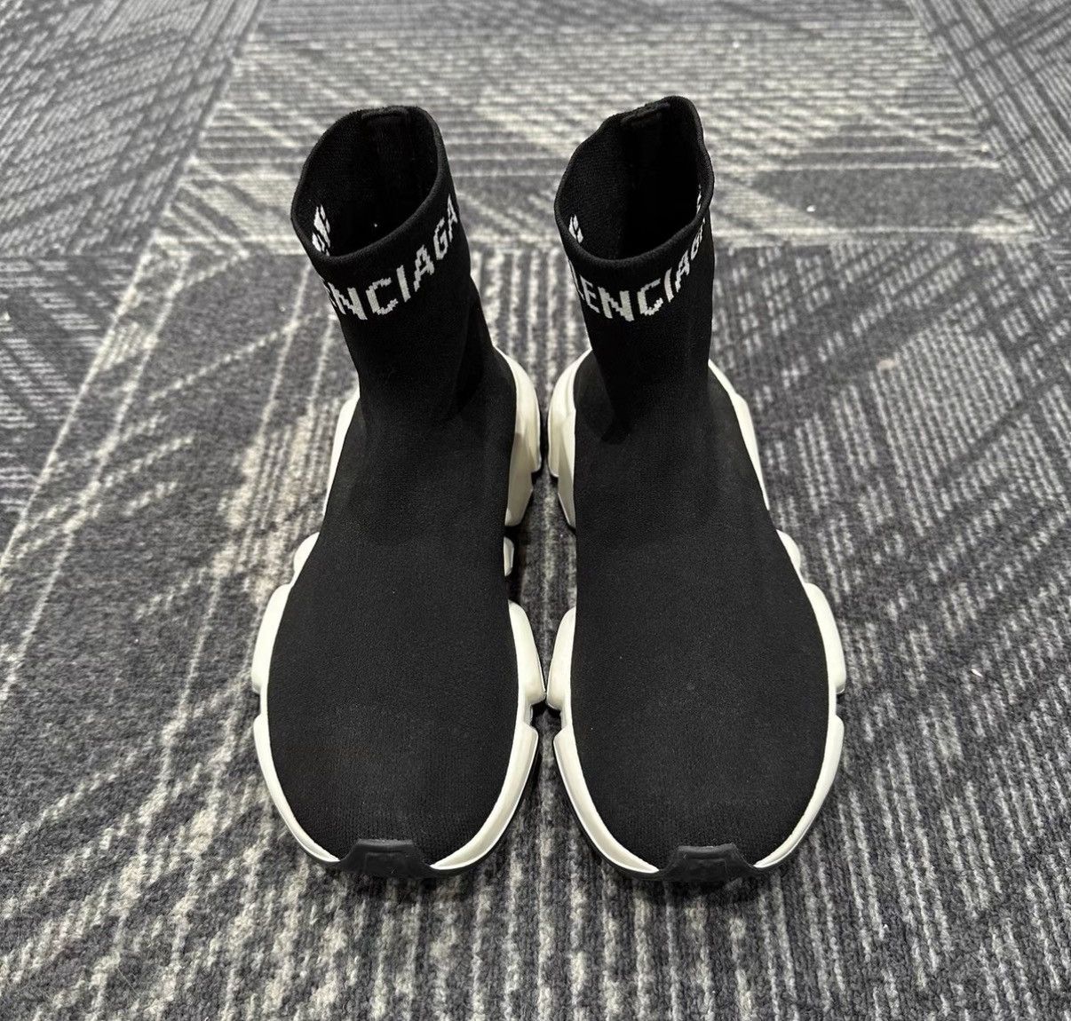 Balenciaga Balenciaga Sock Sneakers J42 Size US 6 / IT 36 - 2 Thumbnail
