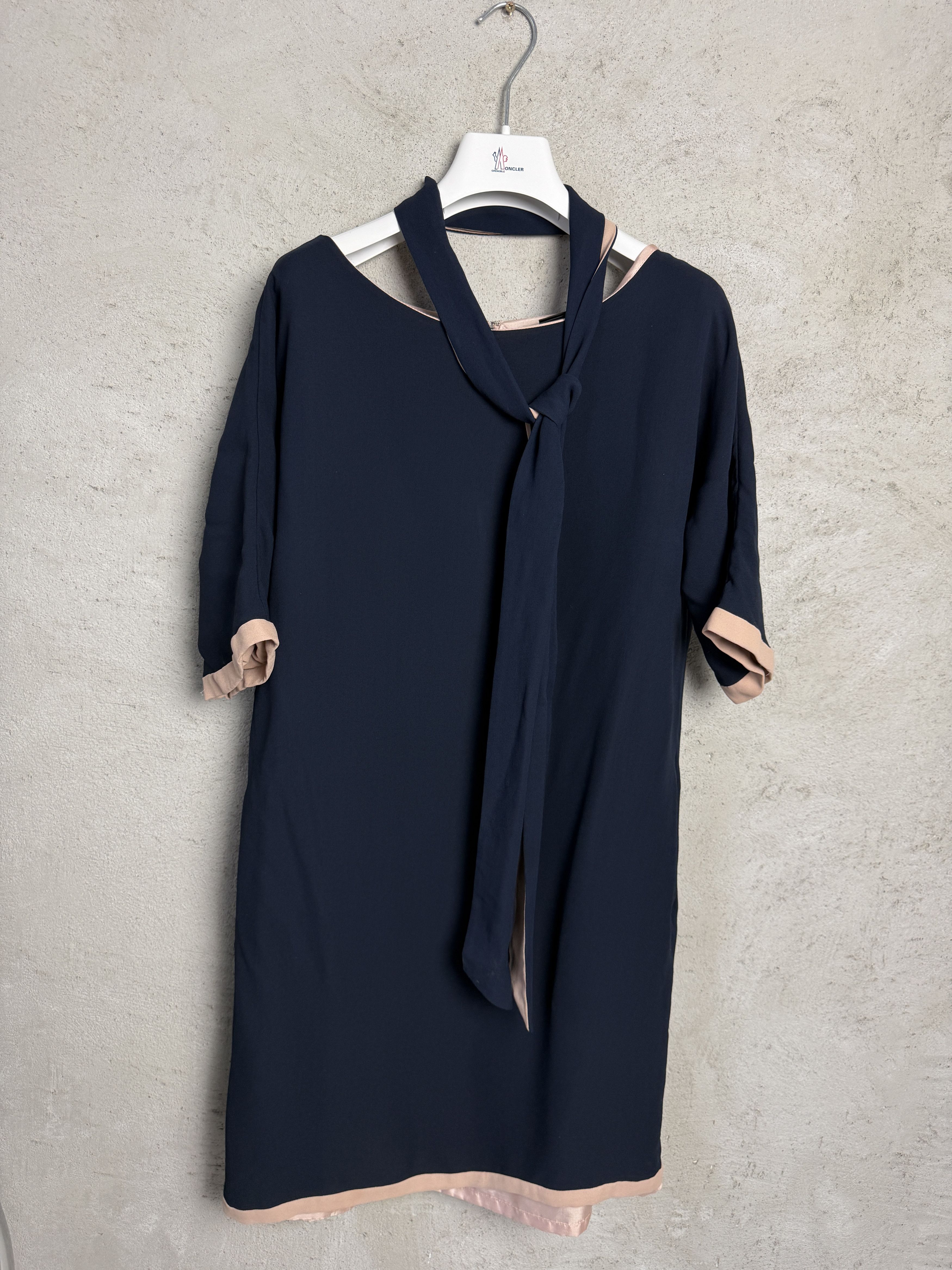 Marc by Marc Jacobs Marc by Marc Jacobs silk dress formal casual Size XS / US 0-2 / IT 36-38 - 1 Thumbnail