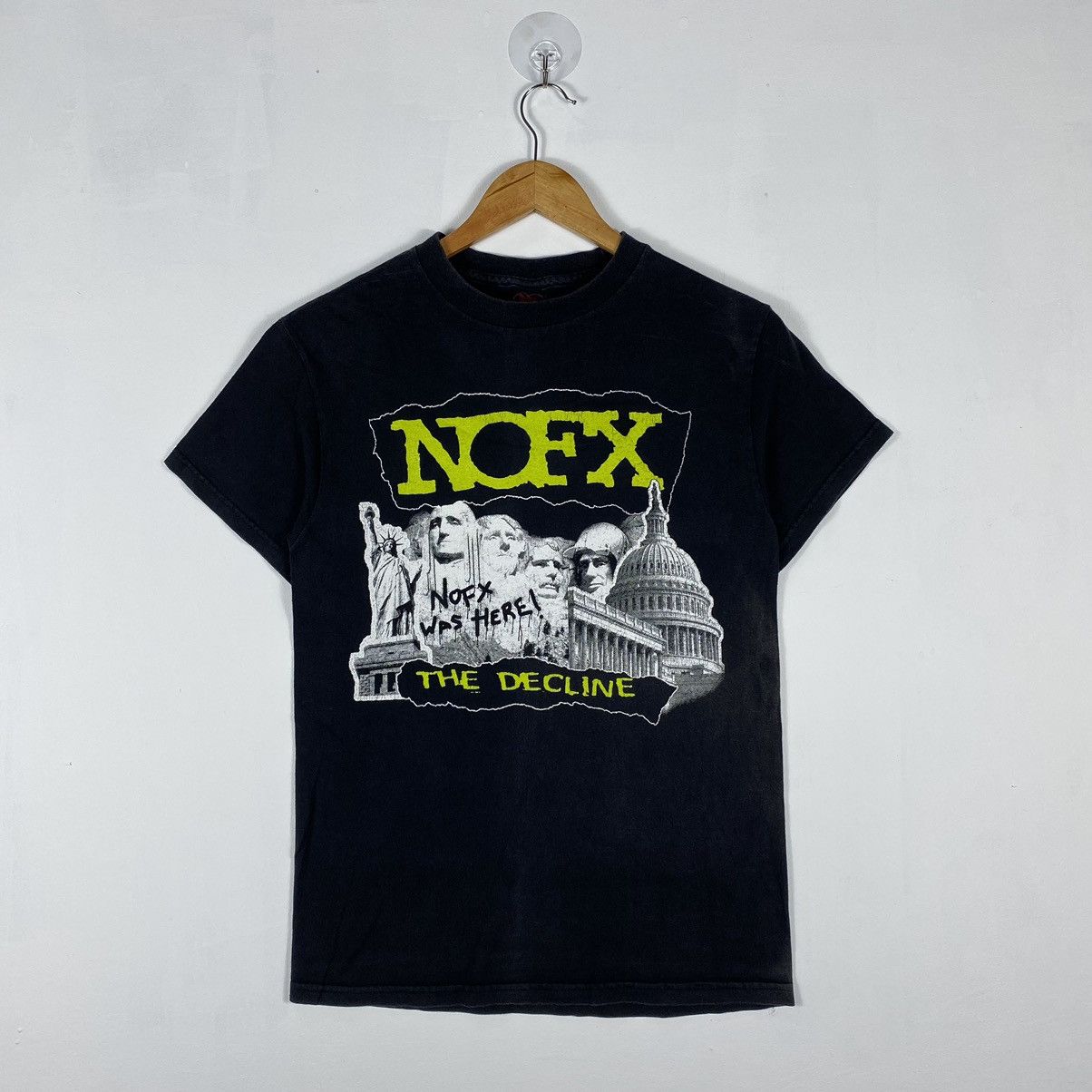 Band Tees × Vintage Vintage 00's NOFX The Decline Album Punk Rock Band Tee Size US S / EU 44-46 / 1 - 2 Thumbnail
