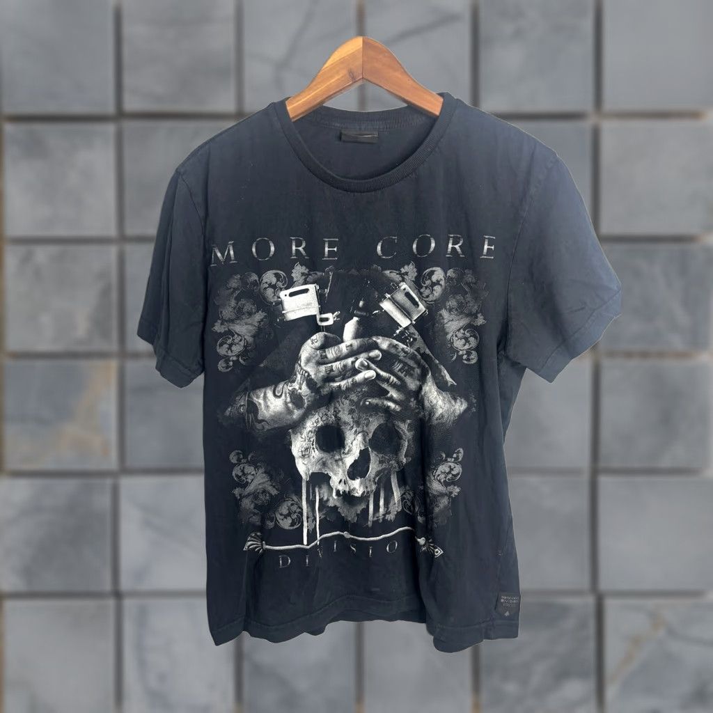 Vintage VINTAGE More Core Division Shirt Mens S Black 90s Biker City Retro Punk Rock Music Hip Hop 6217 MCD Shirt Mens S Black 8/10 Size US S / EU 44-46 / 1 - 1 Thumbnail