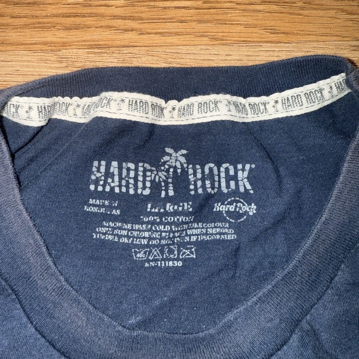 Hard Rock Cafe × Vintage Hard Rock Cafe navy and orange t-shirt middle and back hit Size US L / EU 52-54 / 3 - 5 Thumbnail