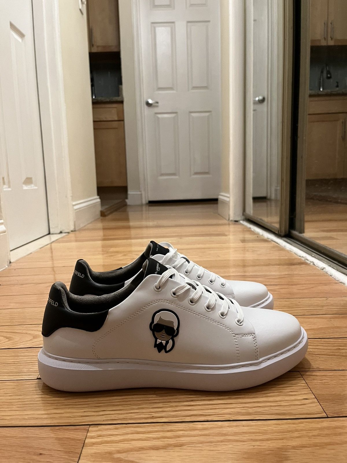 Karl Lagerfeld [BRAND NEW] Karl Lagerfeld sneakers - Low top white leather Size US 12 / EU 45 - 2 Thumbnail
