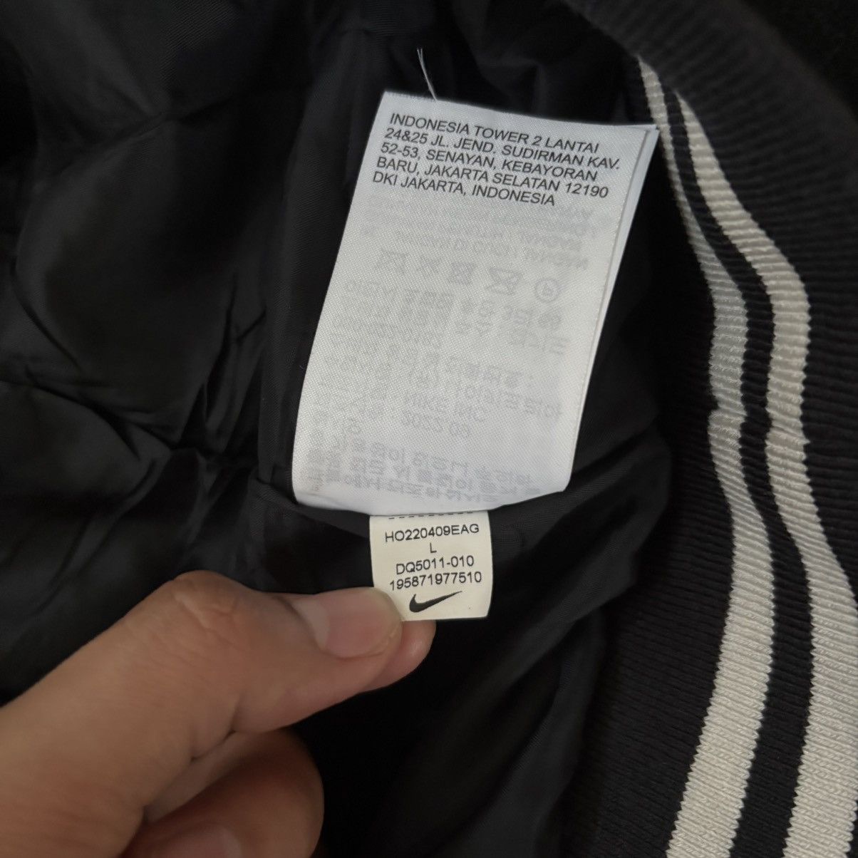 Nike Black and White Nike Varsity Jacket Size US L / EU 52-54 / 3 - 9 Thumbnail