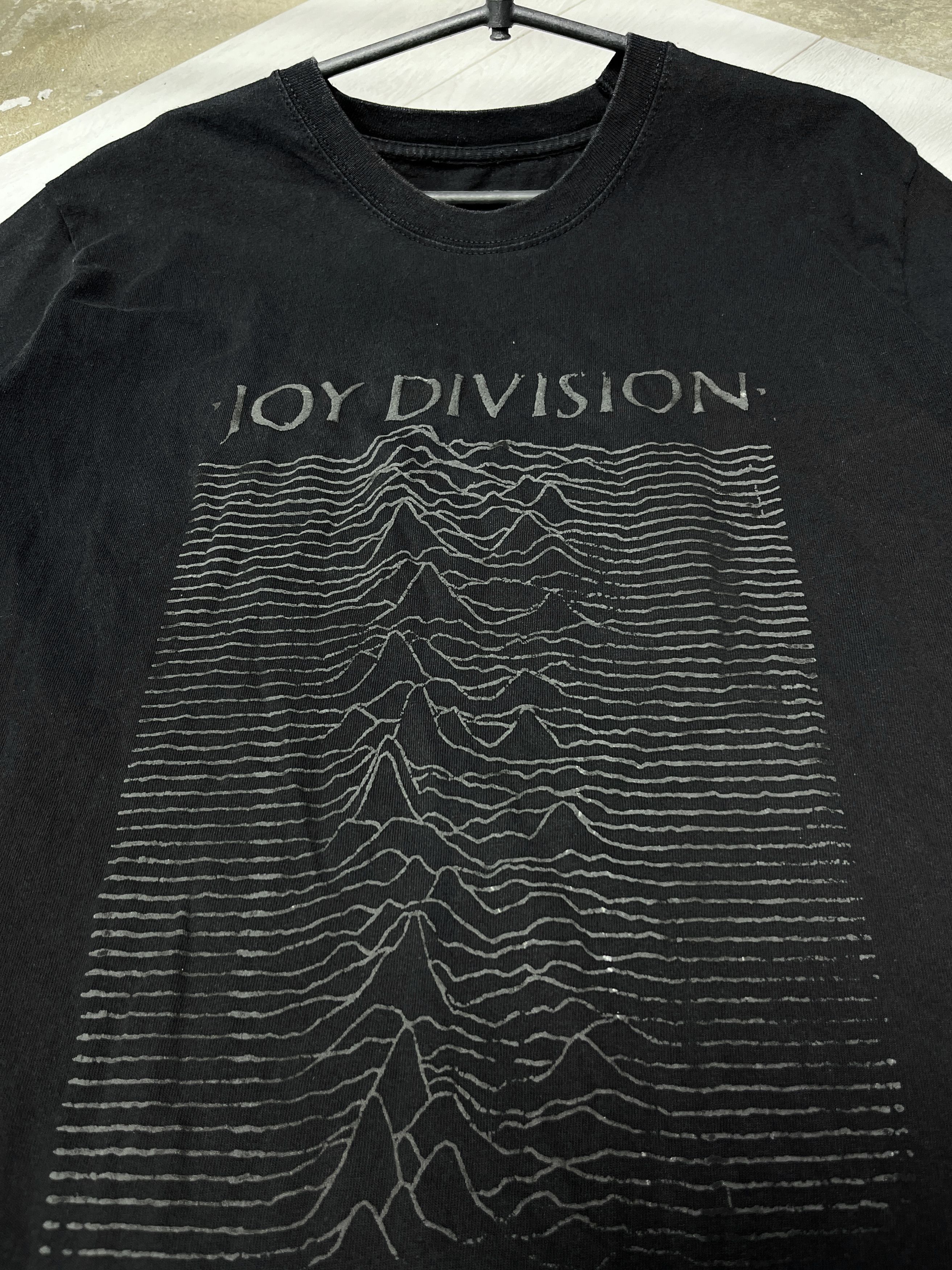 Band Tees 2000s JOY DIVISION UNKNOWN PLEASURES TEE - № 962 Size US L / EU 52-54 / 3 - 3 Thumbnail