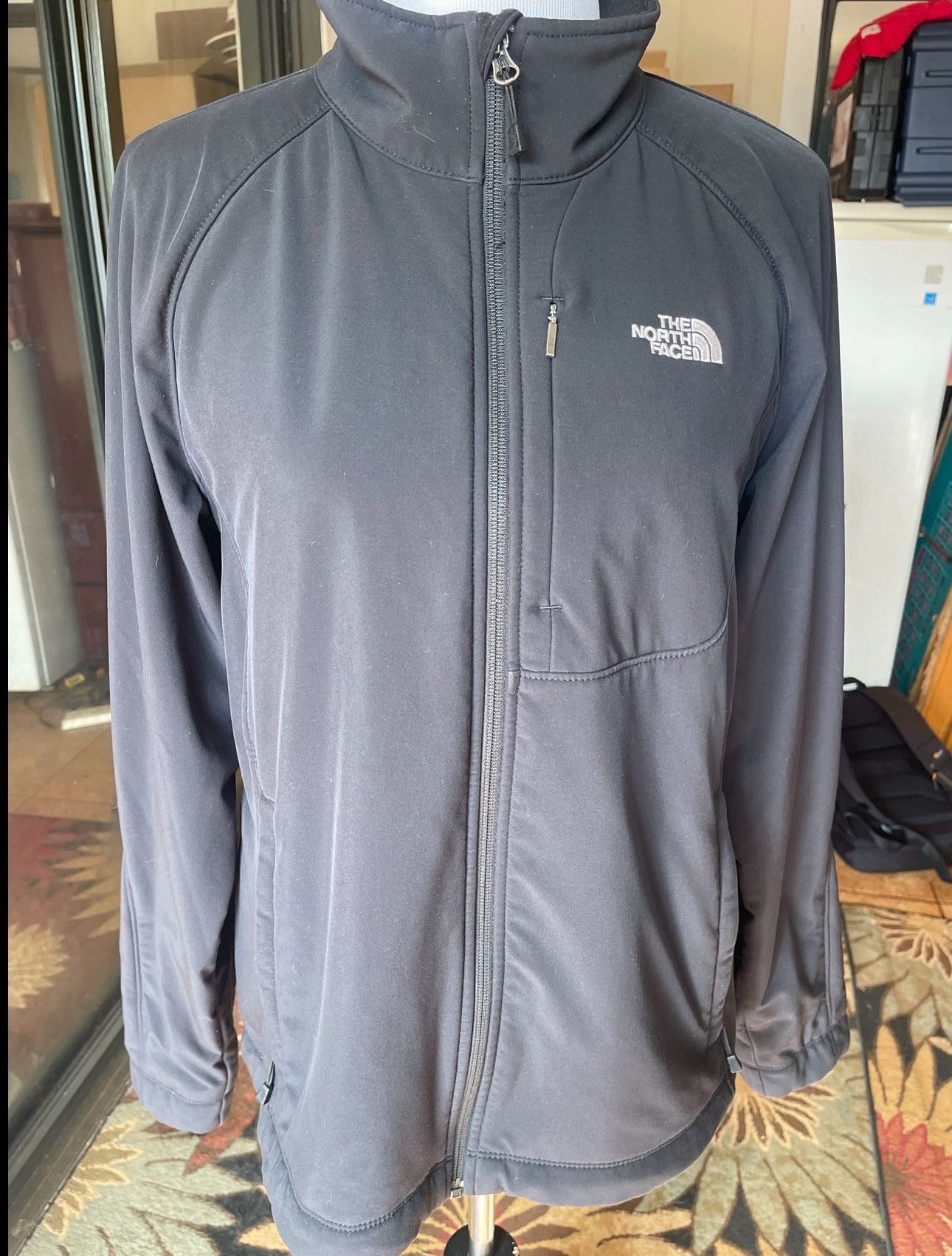 The North Face PreOwned The North Face Women's XL Jacket Black Soft Shell Size XL / US 12-14 / IT 48-50 - 1 Thumbnail