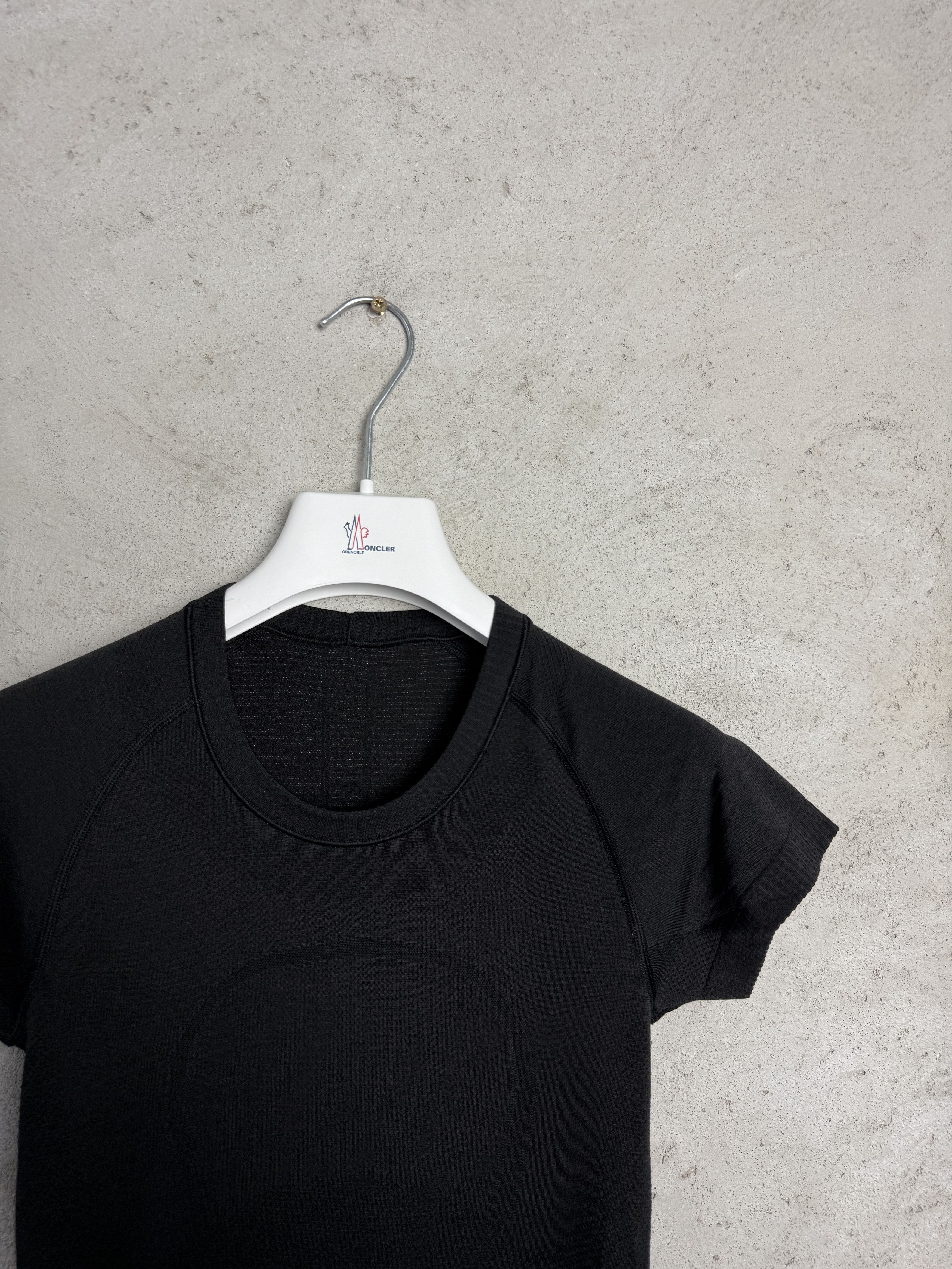 Lululemon Lululemon swiftly tech t-shirt tee sport gym yoga pilates Size S / US 4 / IT 40 - 2 Thumbnail