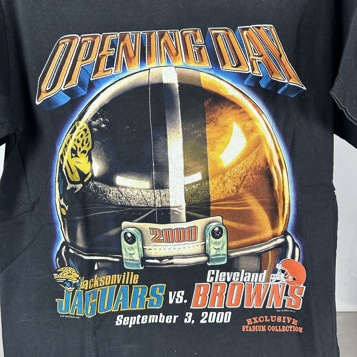 Lee × NFL × Vintage Vintage 2000 NFL Opening Day Jaguars Browns Promo T-shirt Size US L / EU 52-54 / 3 - 3 Thumbnail