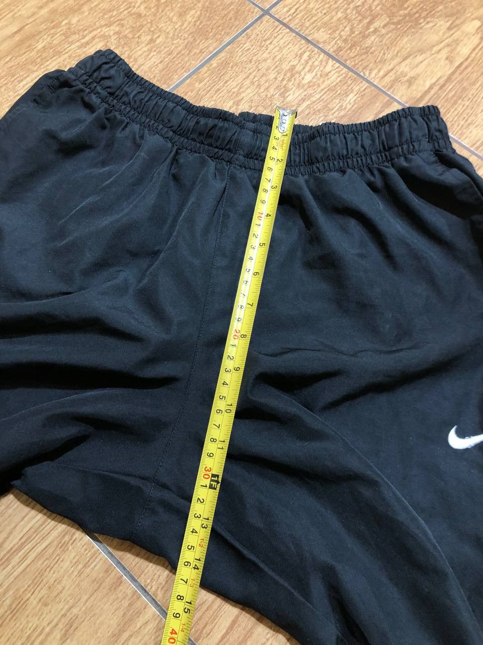Nike Nike vintage black track pants small swoosh Size US 32 / EU 48 - 7 Thumbnail